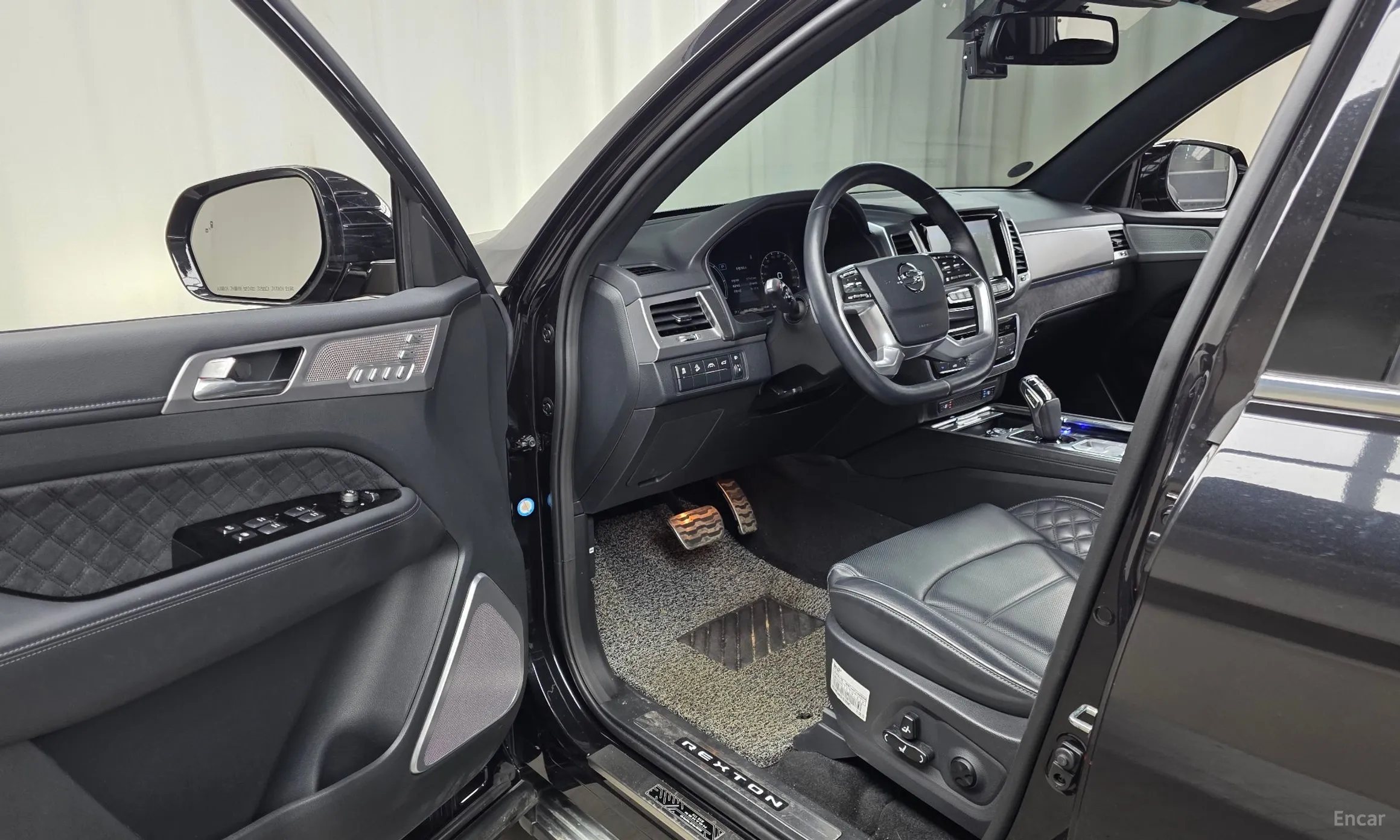 KG Mobility (SsangYong) Rexton превью 10