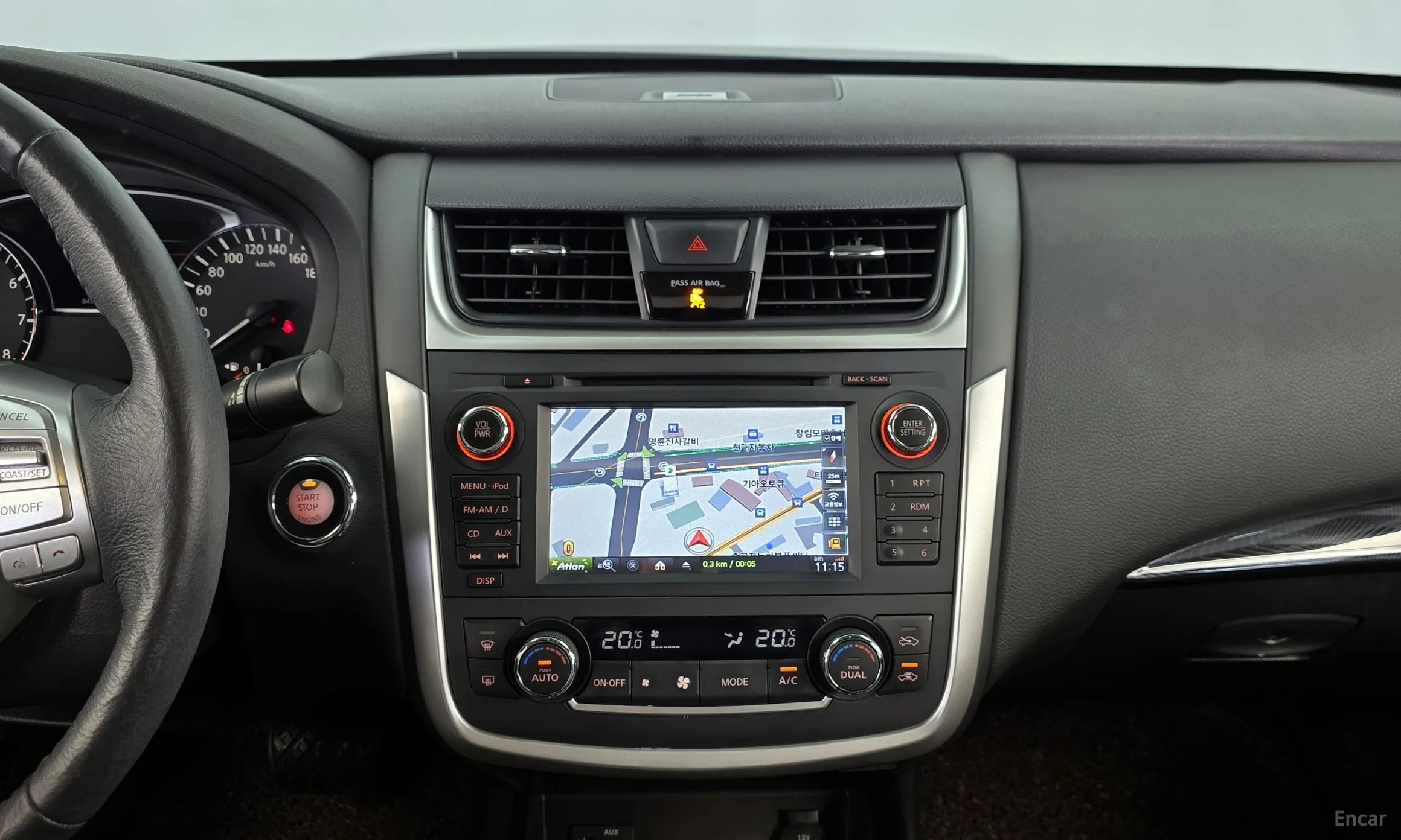Nissan Altima превью 13