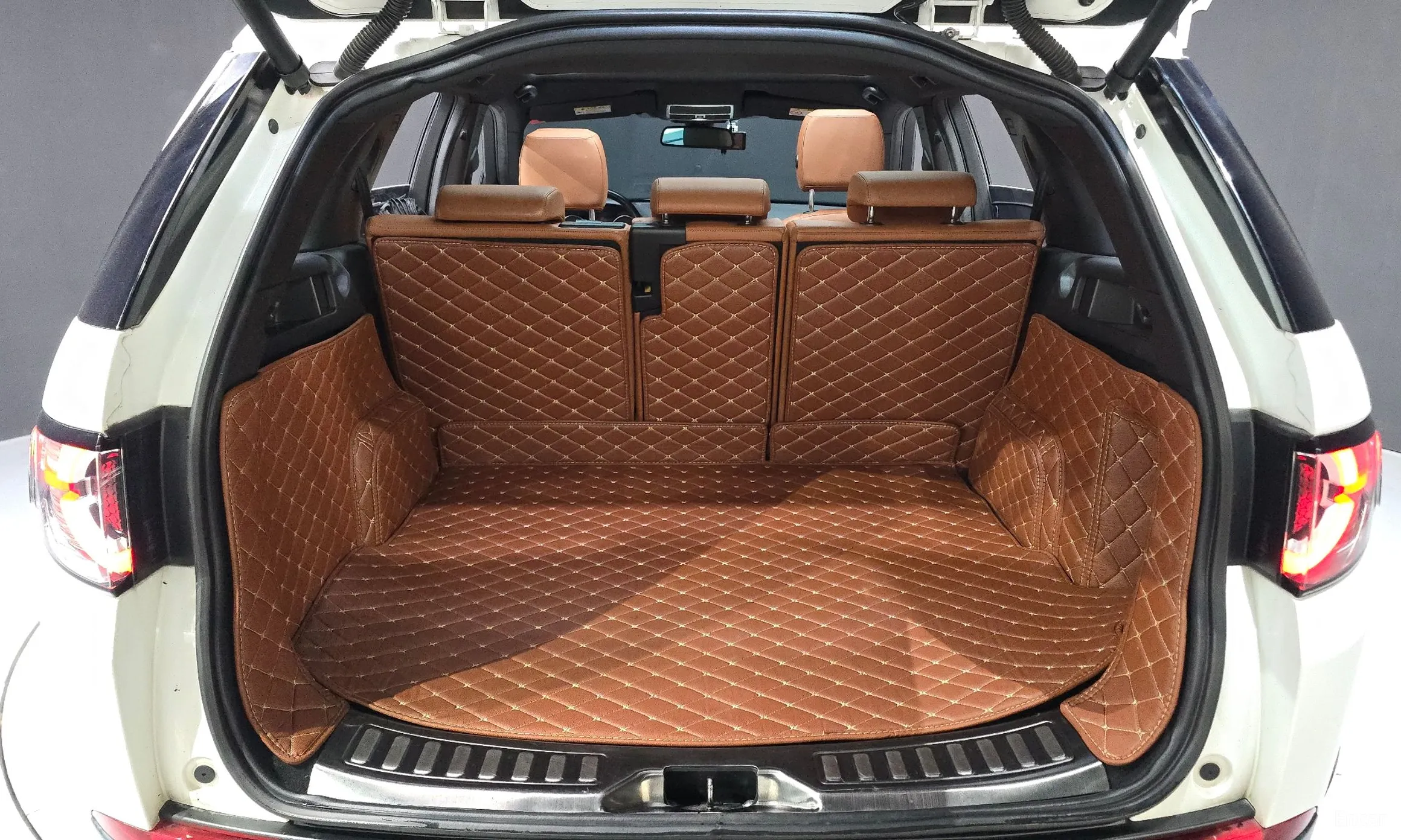 Land Rover Discovery Sports превью 20