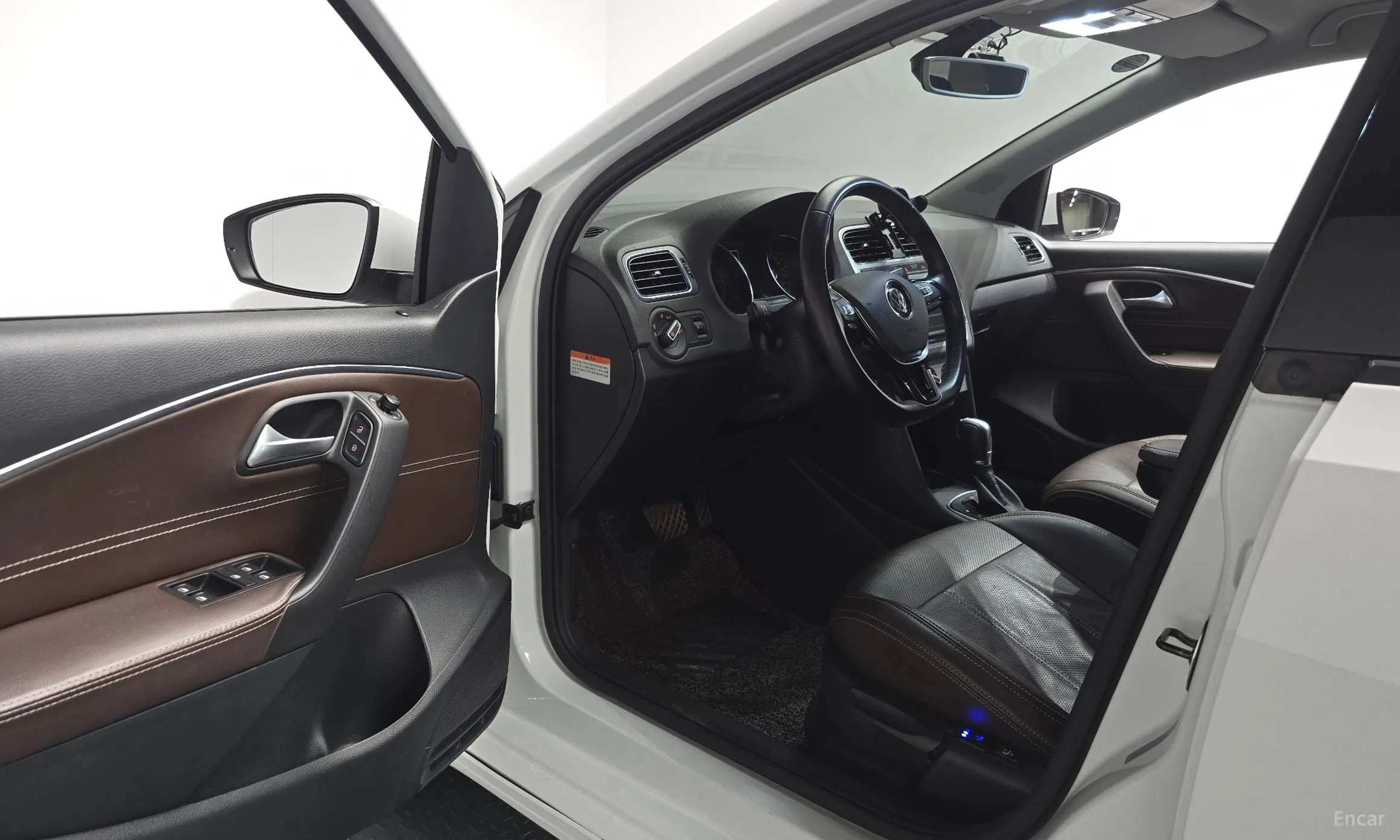 Volkswagen Polo превью 10