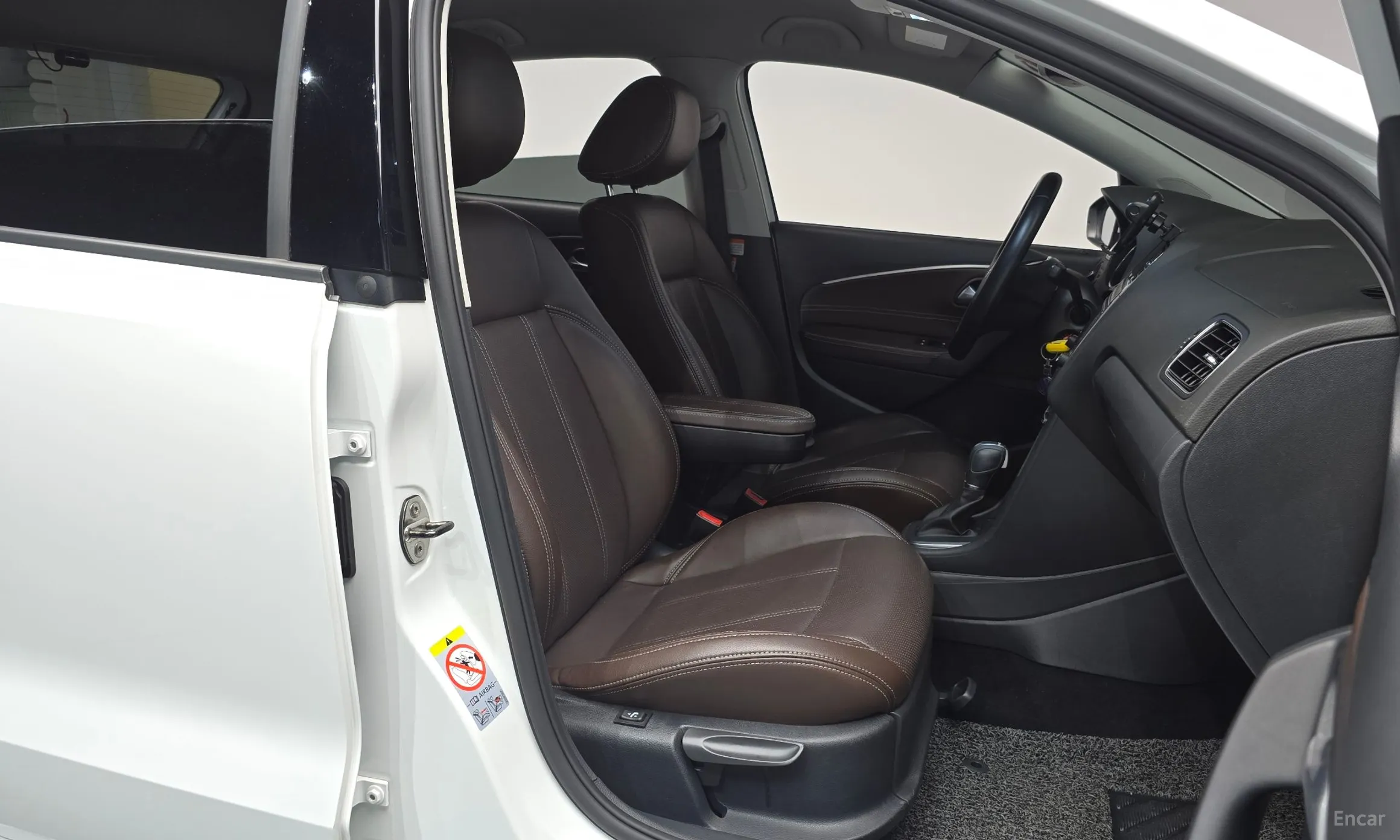 Volkswagen Polo превью 11