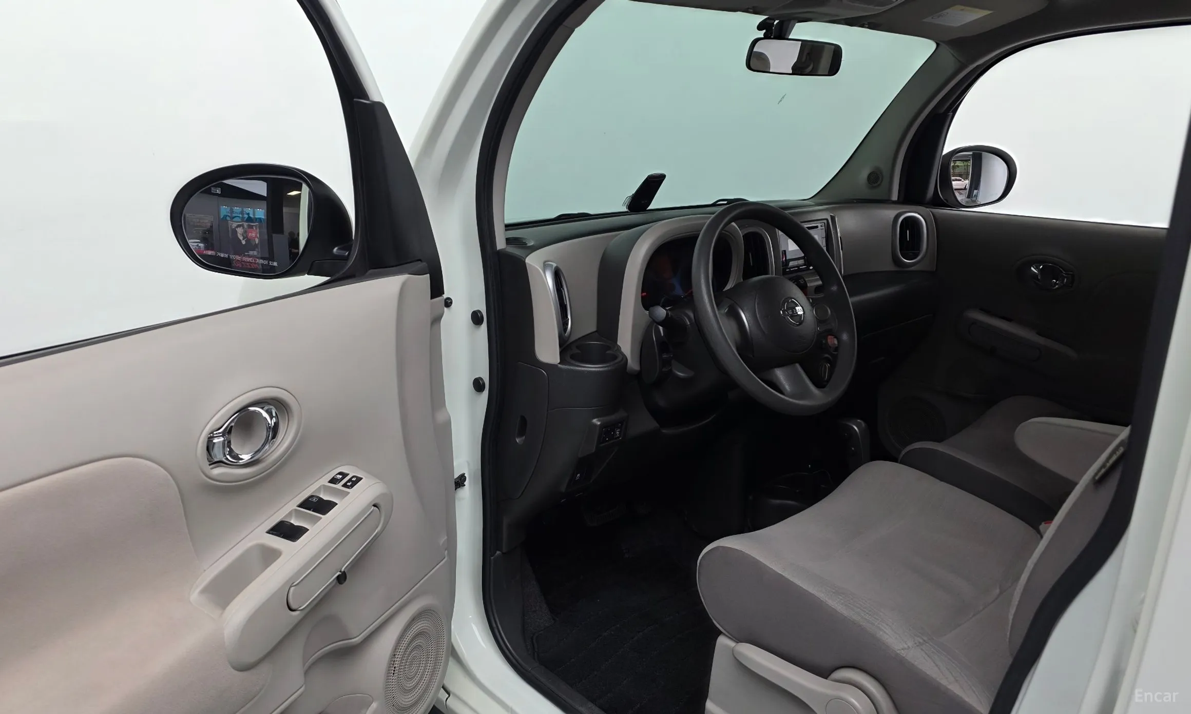 Nissan Cube превью 10