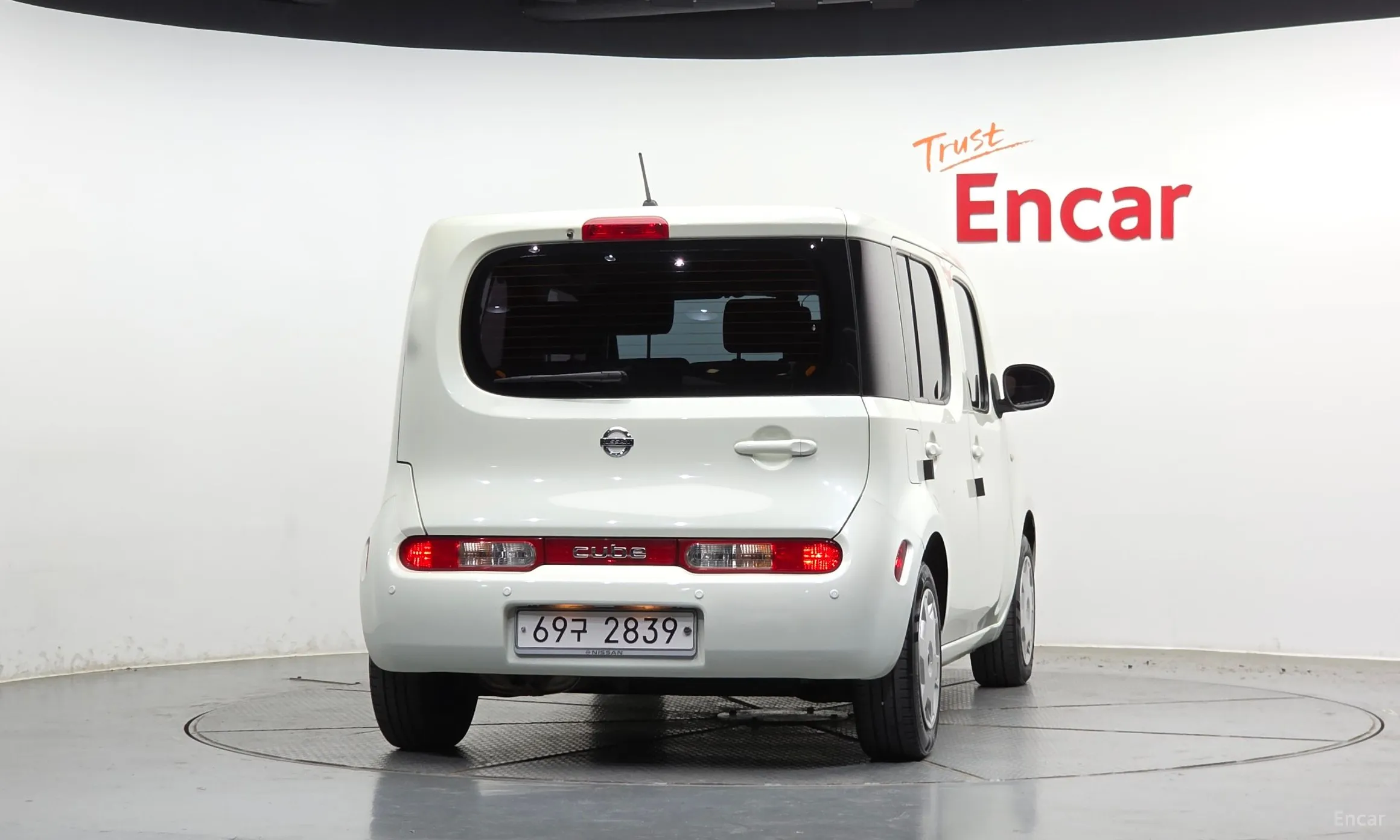 Nissan Cube превью 4