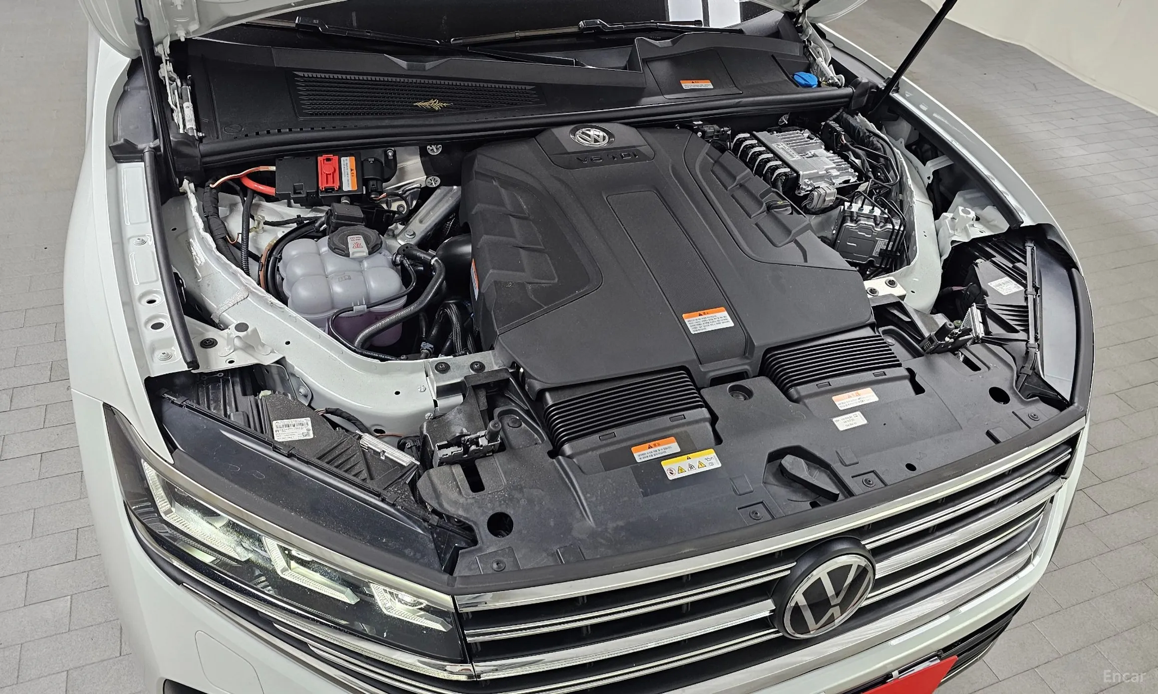 Volkswagen Touareg 3rd Generation превью 6