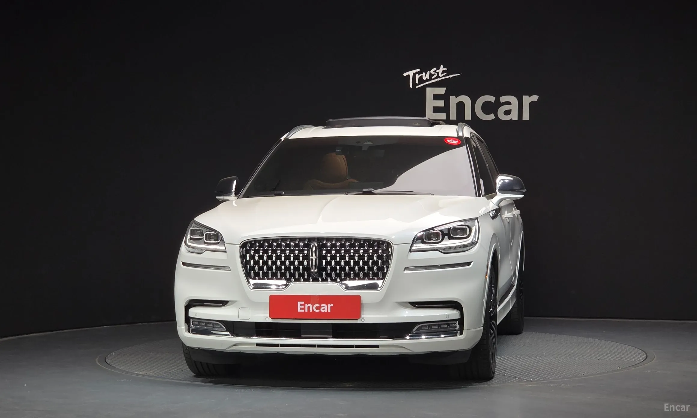 Lincoln Aviator 2nd Generation превью 3