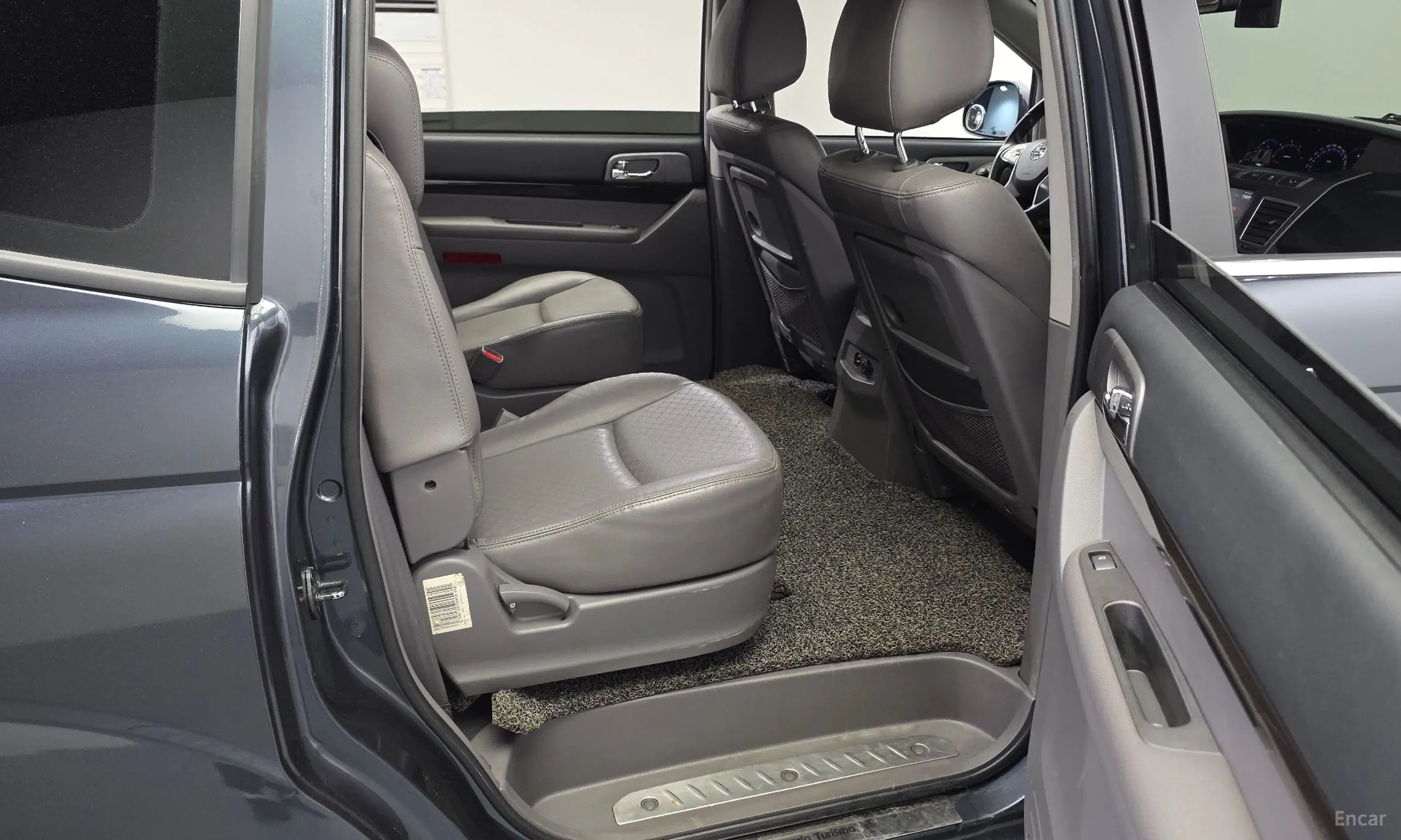 KG Mobility (SsangYong) Korando Turismo превью 11