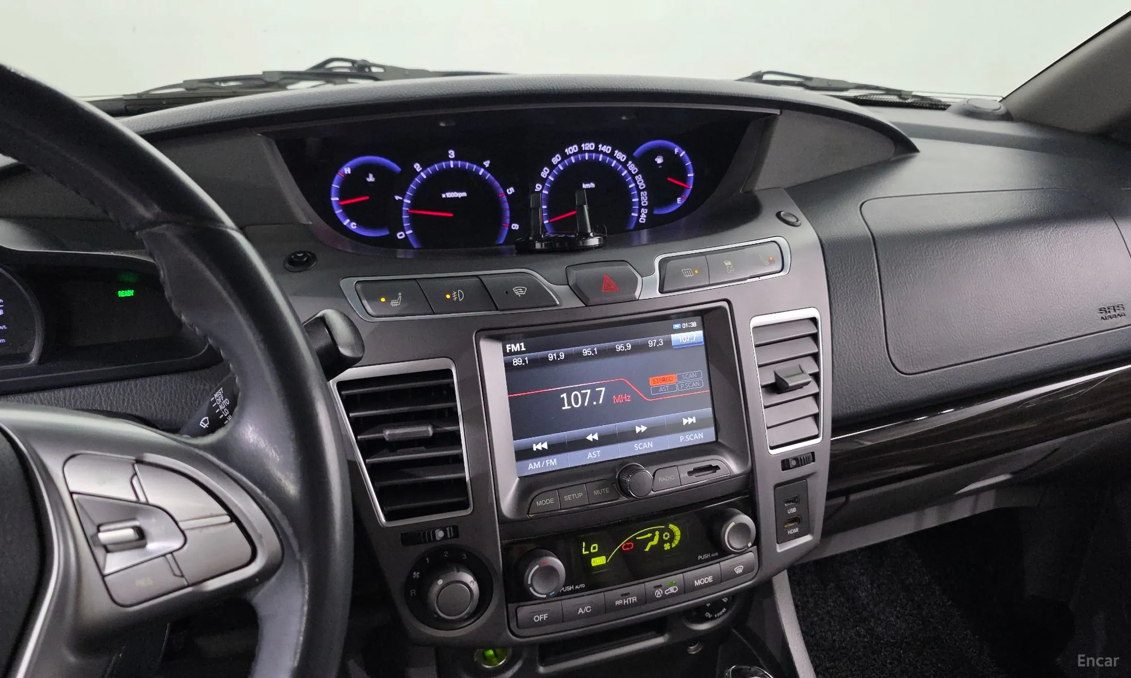 KG Mobility (SsangYong) Korando Turismo превью 17