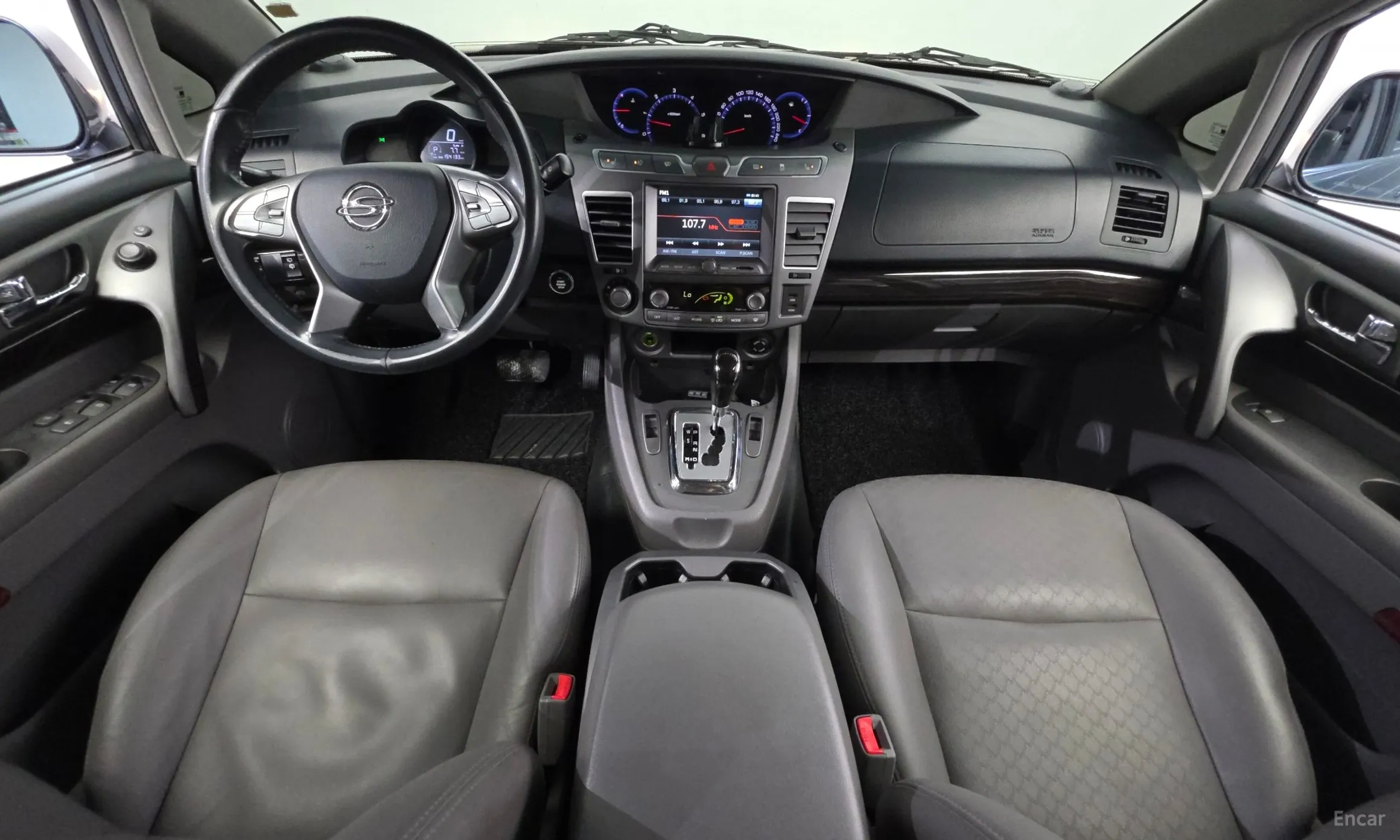 KG Mobility (SsangYong) Korando Turismo превью 7