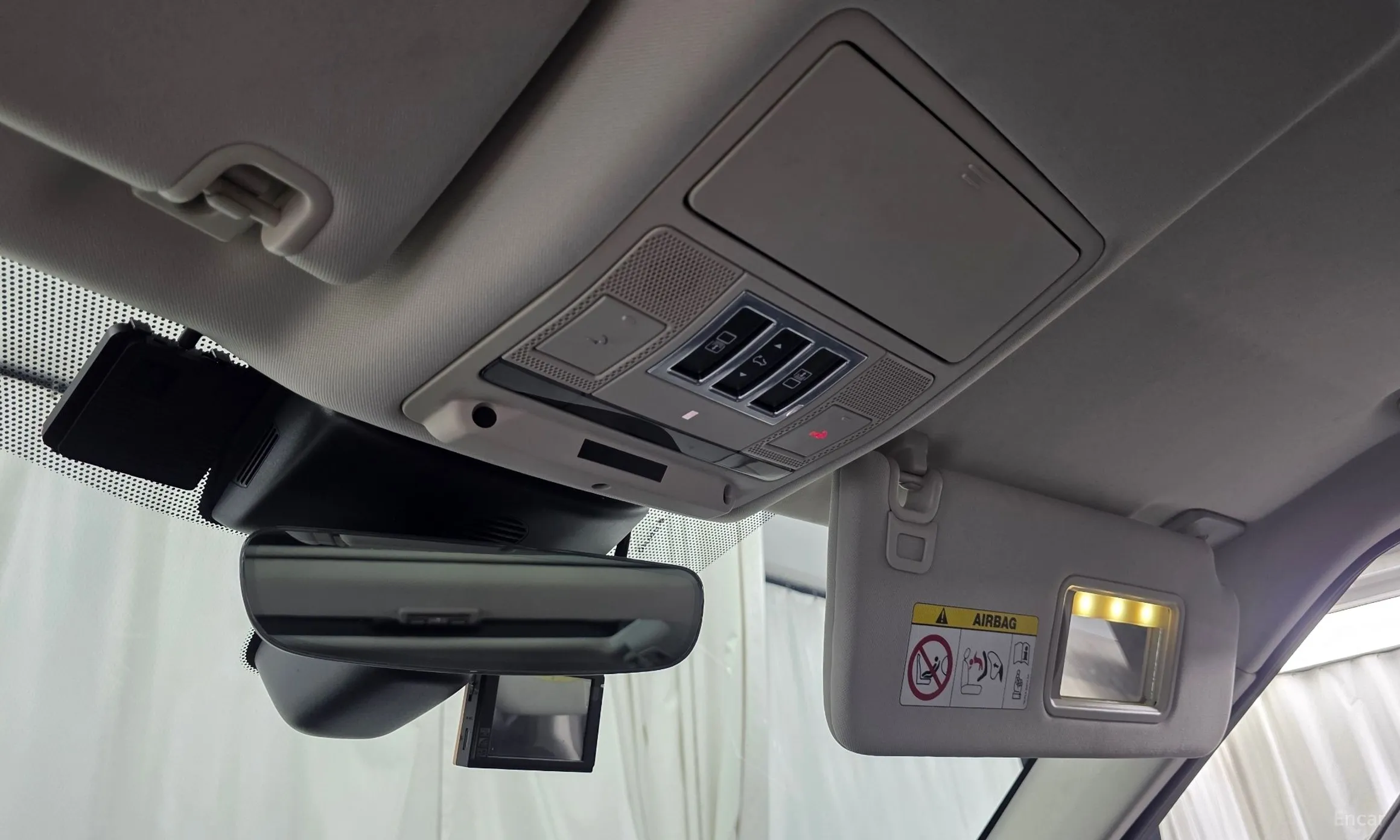 Land Rover Discovery 5 превью 17