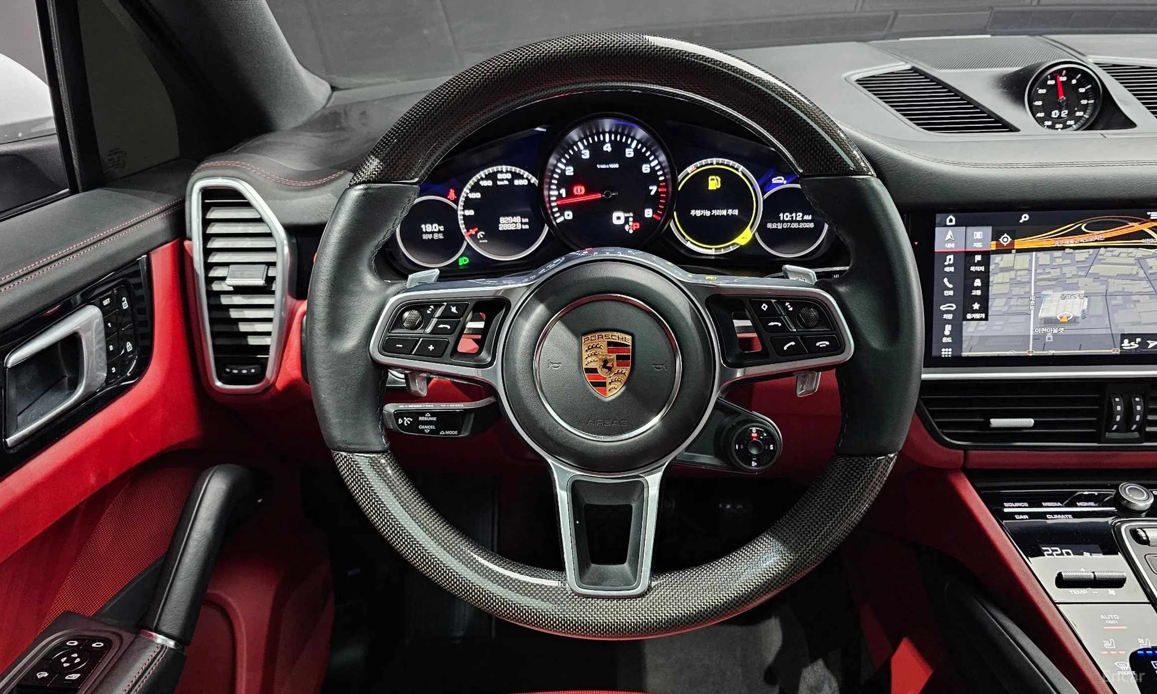 Porsche Cayenne (PO536) превью 14