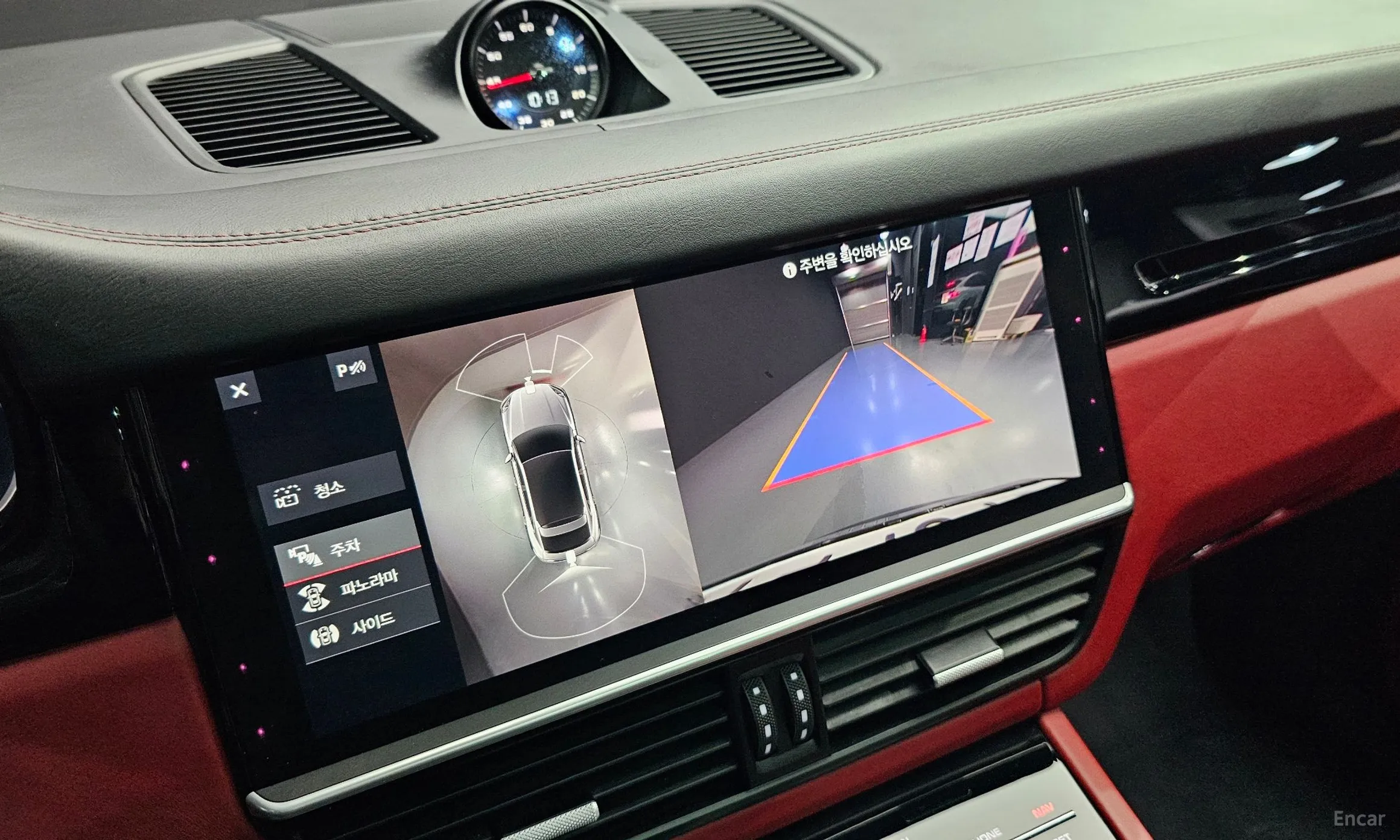 Porsche Cayenne (PO536) превью 15