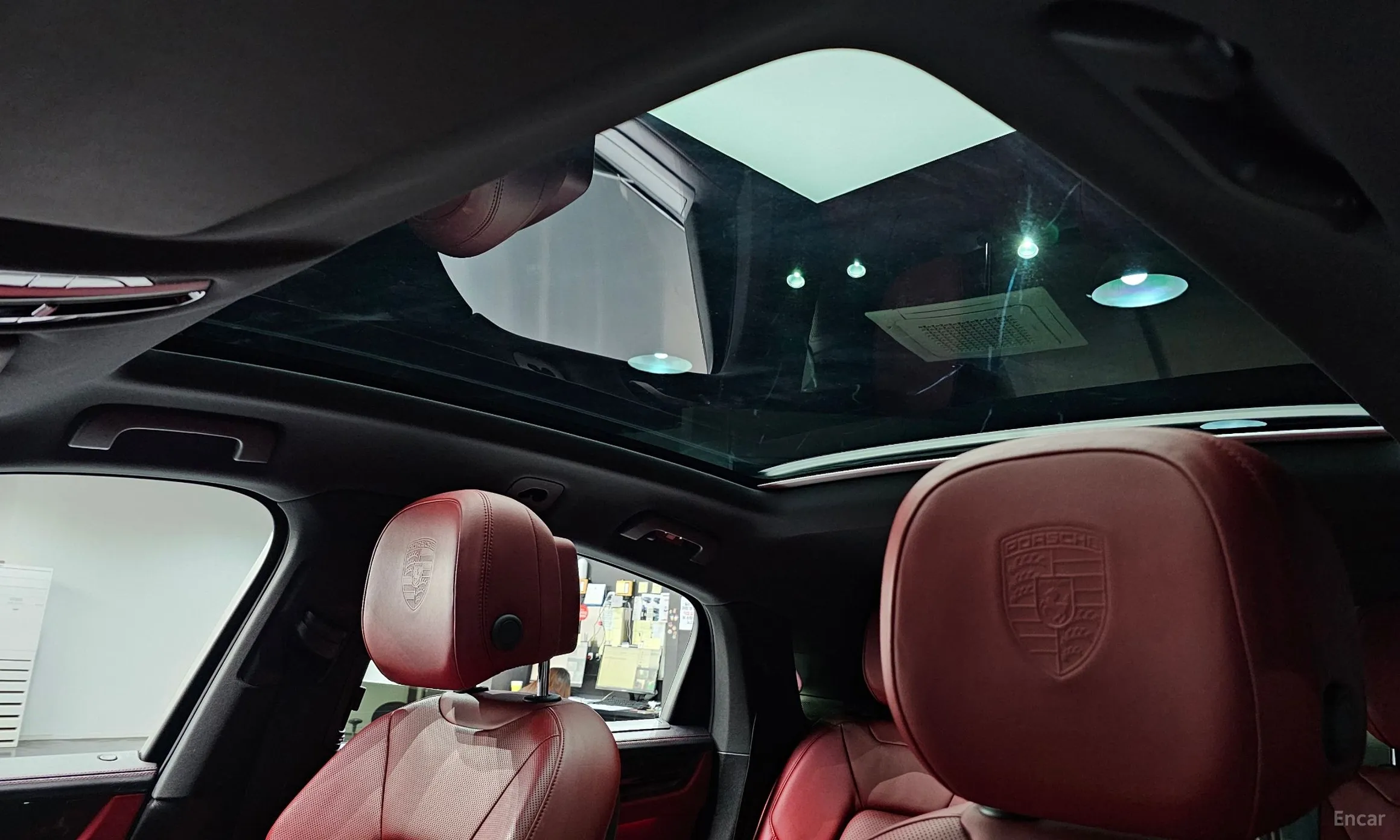 Porsche Cayenne (PO536) превью 17