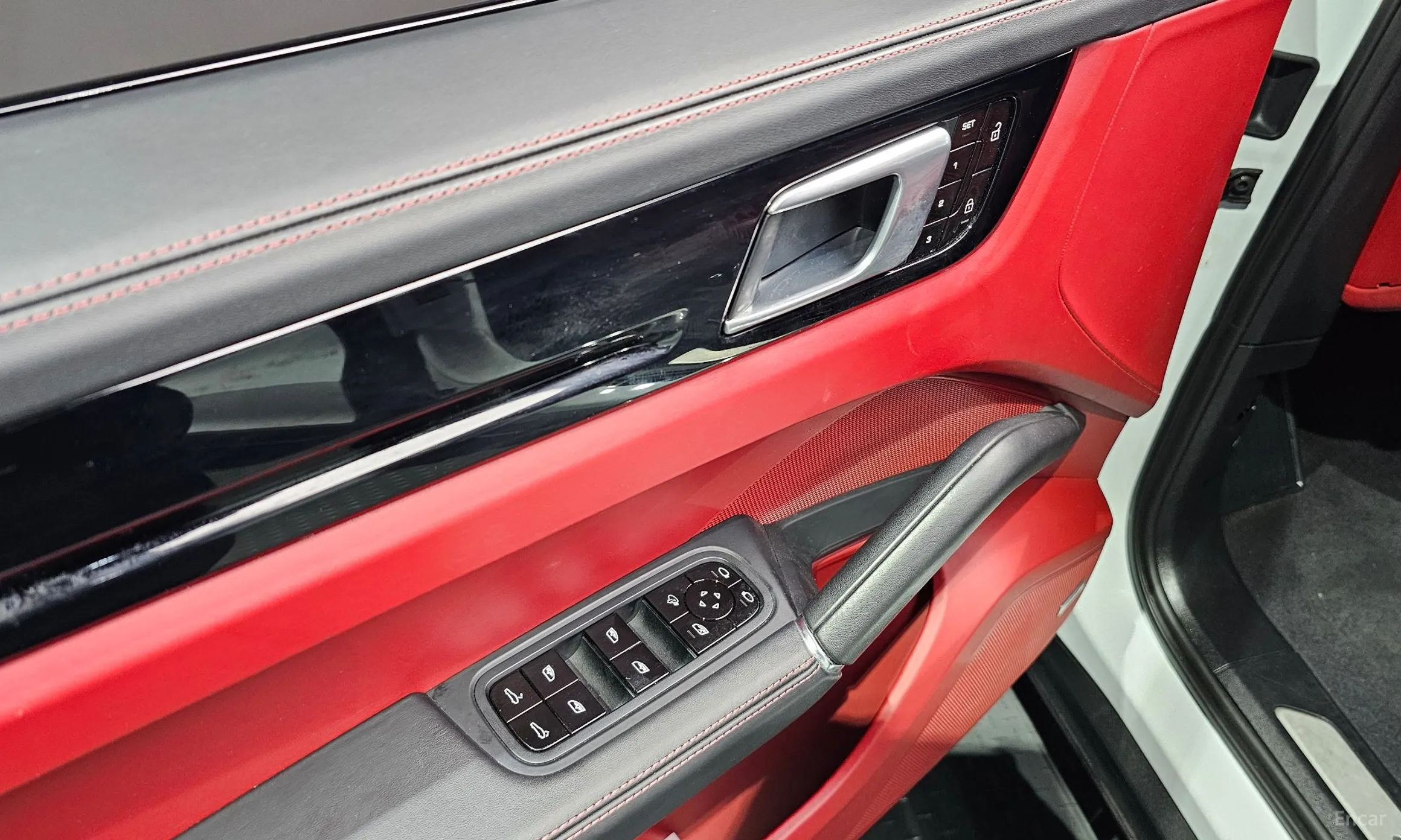 Porsche Cayenne (PO536) превью 19