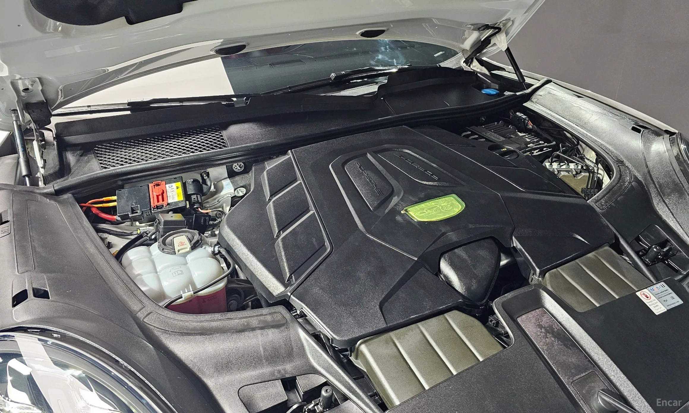 Porsche Cayenne (PO536) превью 6