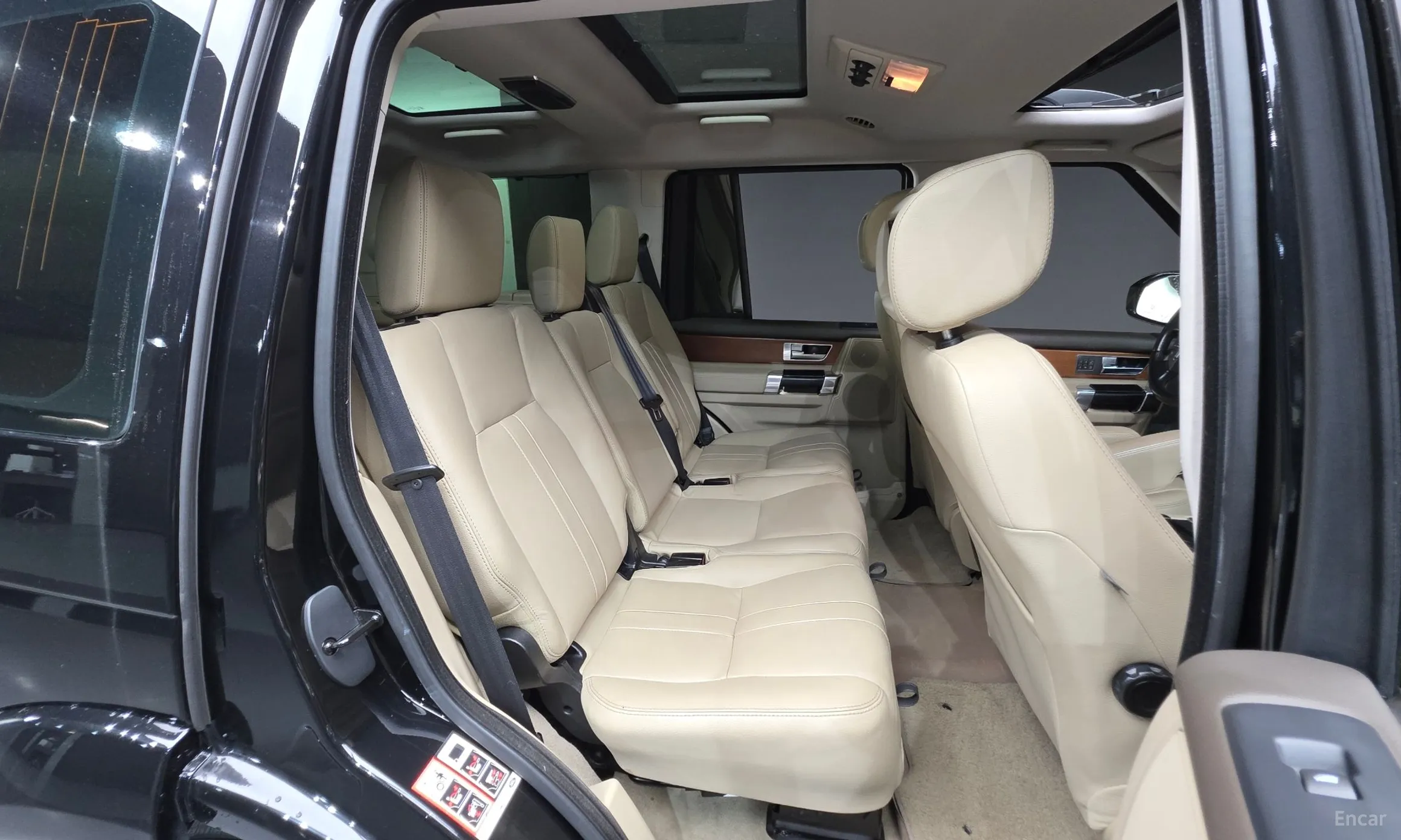 Land Rover Discovery 4 превью 17