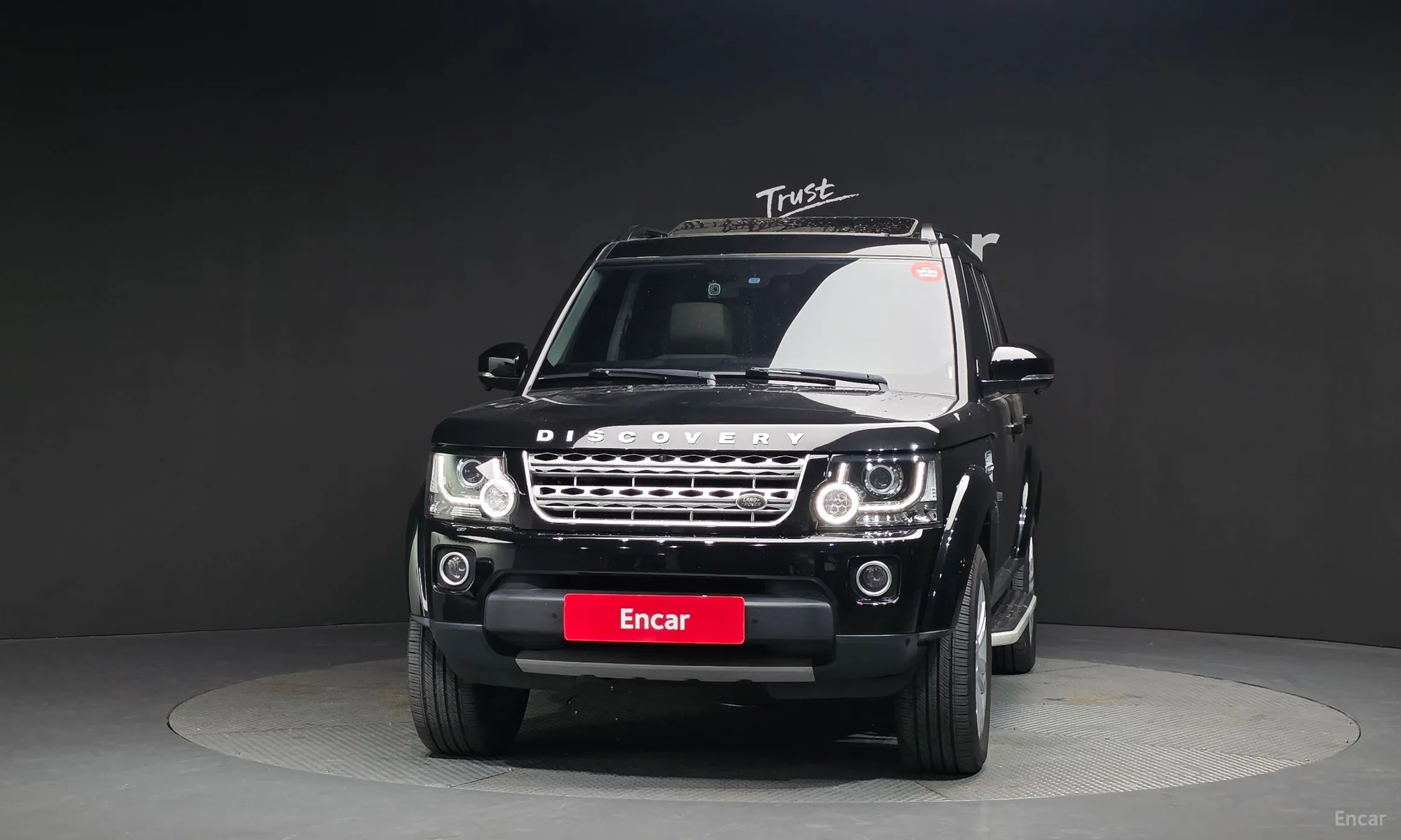 Land Rover Discovery 4 превью 3