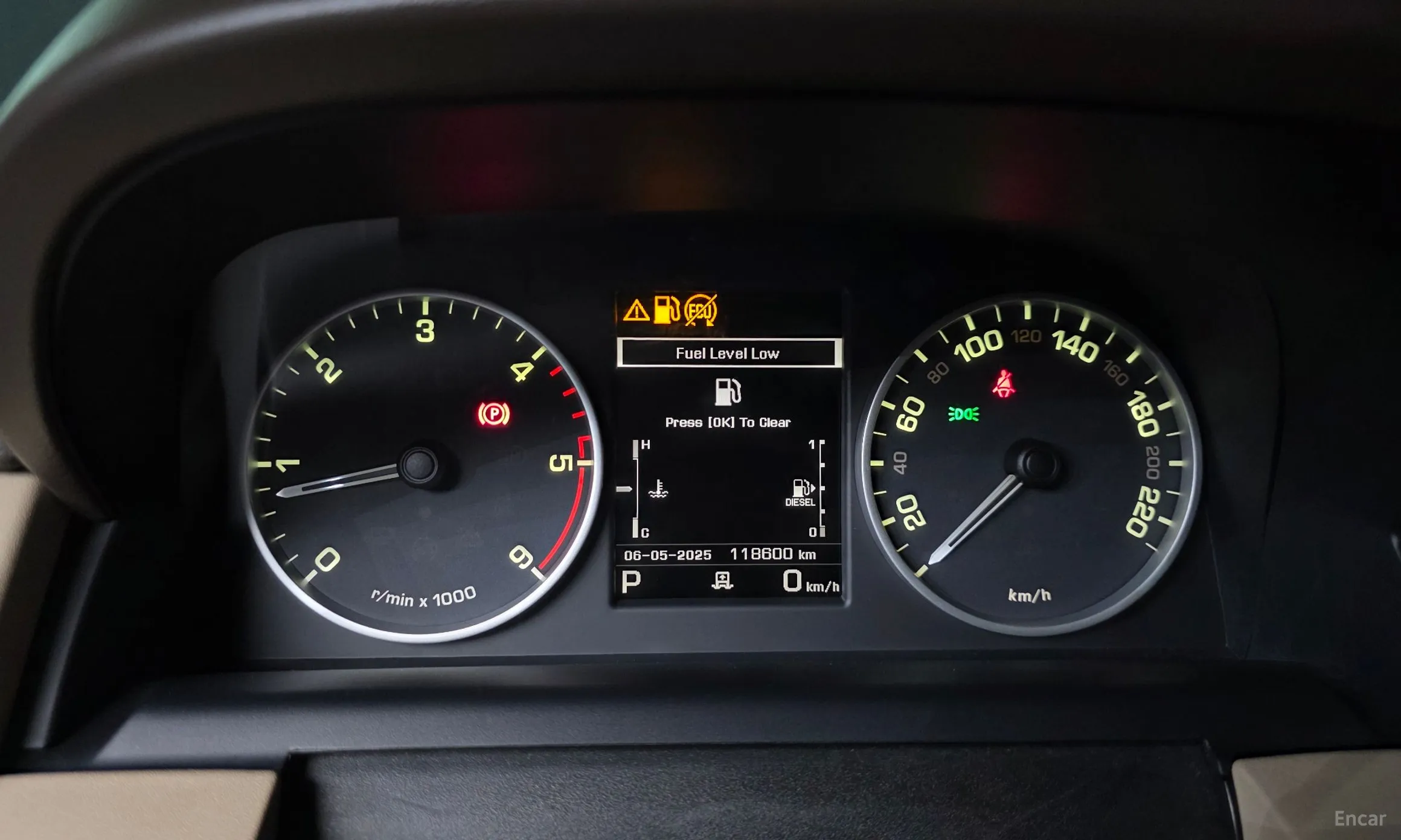 Land Rover Discovery 4 превью 8