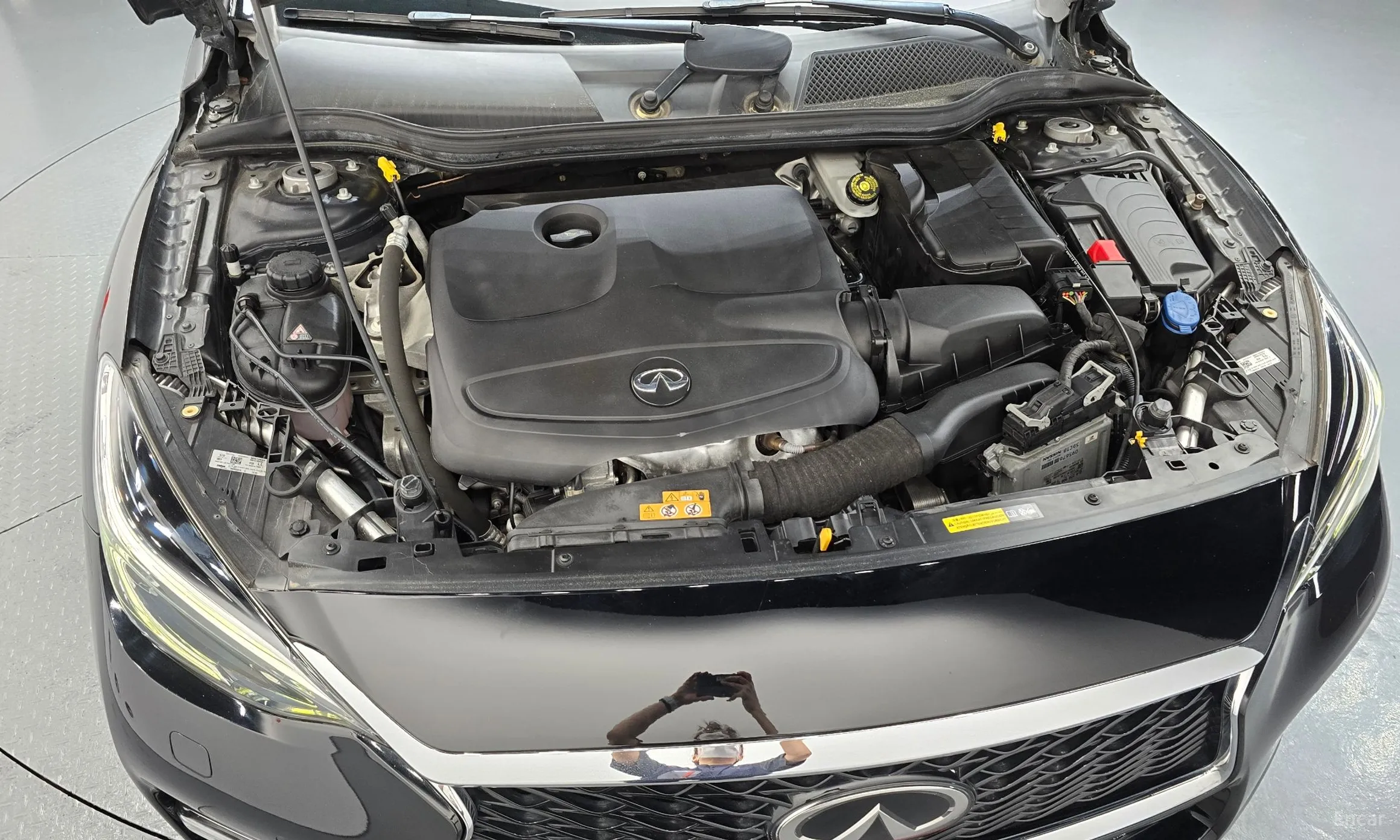Infiniti Q30 превью 6