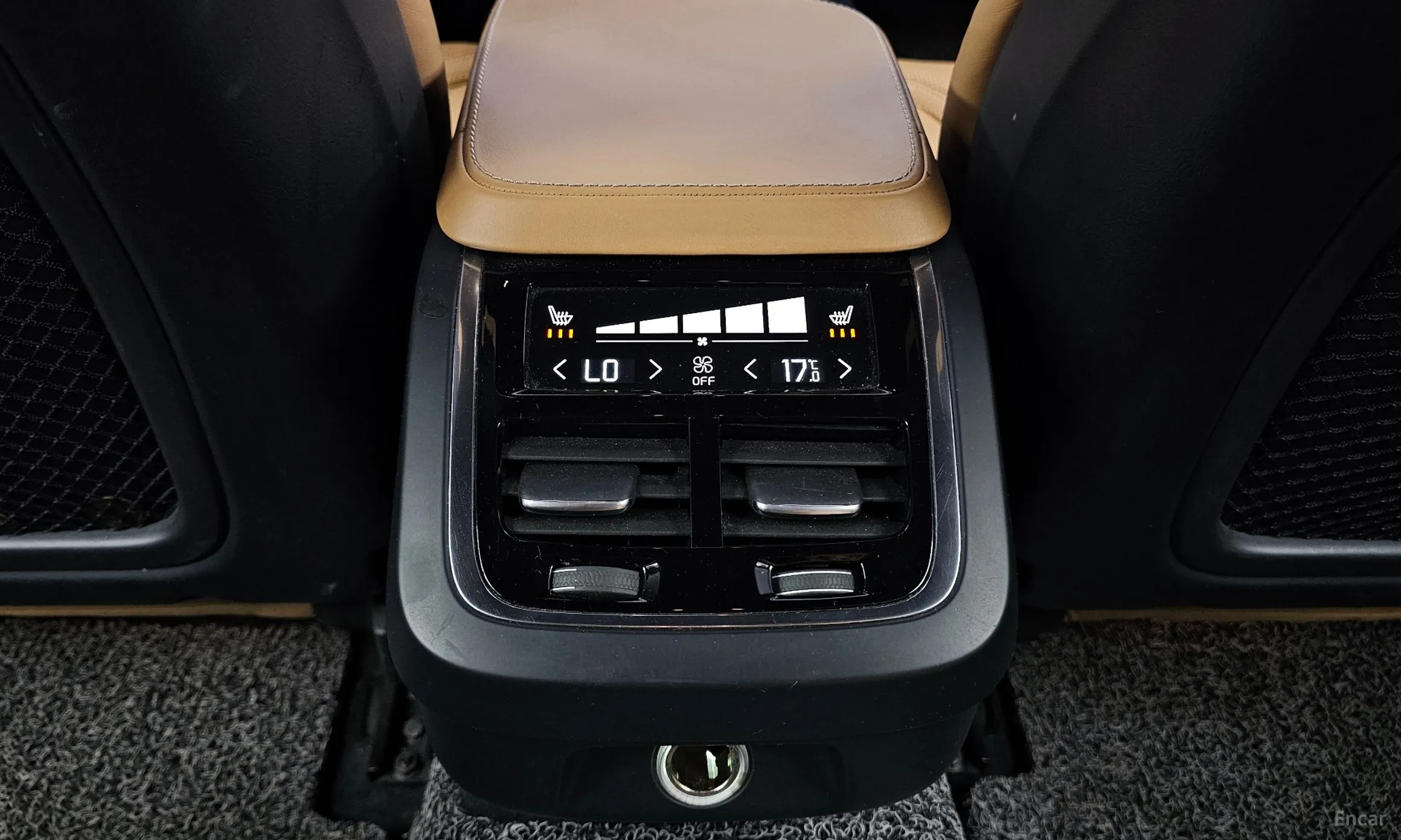 Volvo S90 превью 19