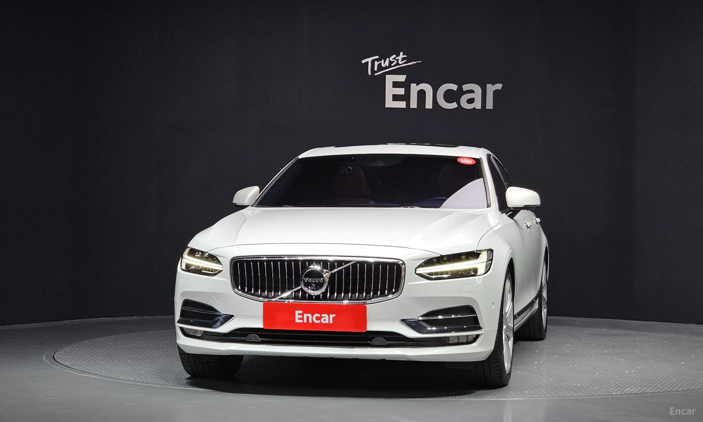 Volvo S90 превью 3