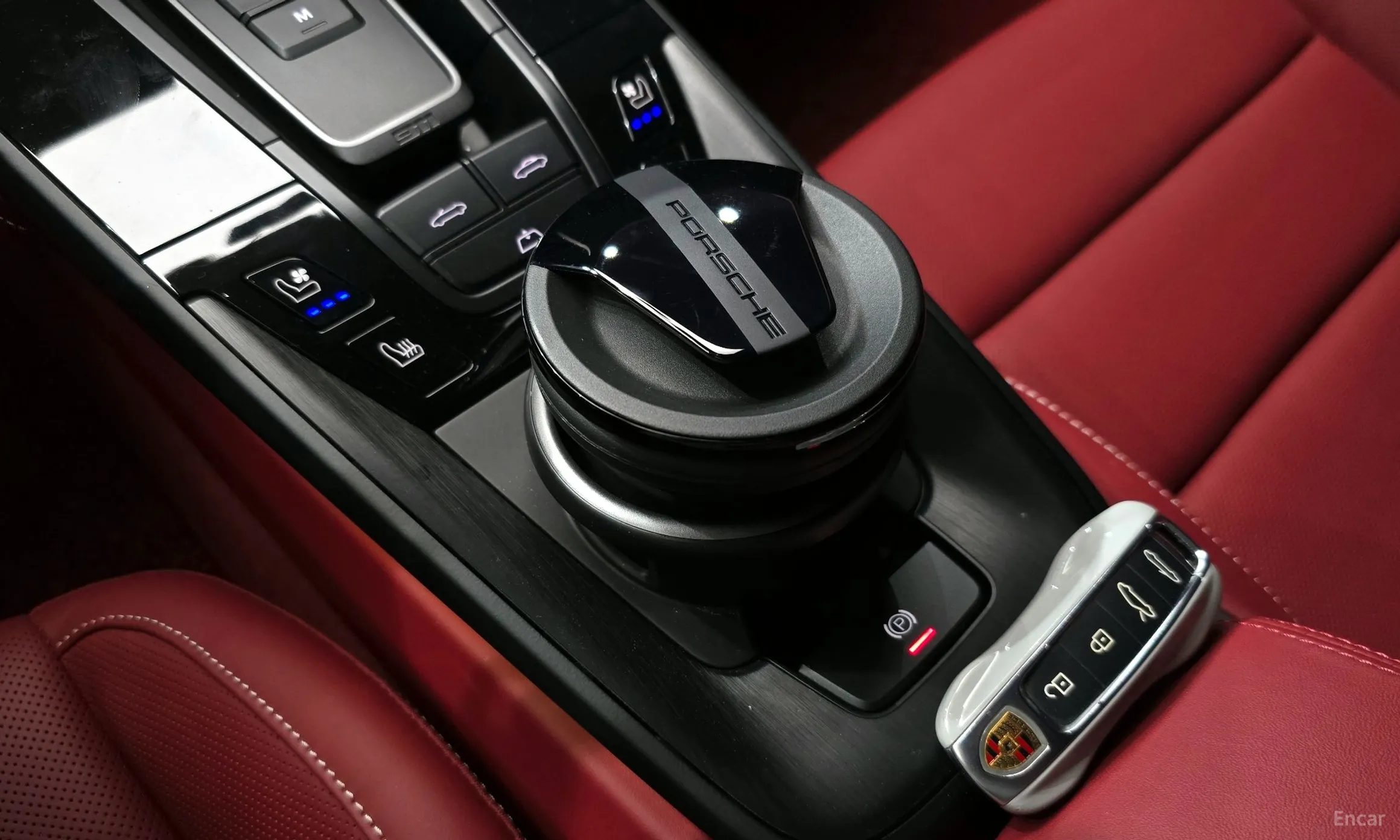 Porsche 911 (992) превью 19