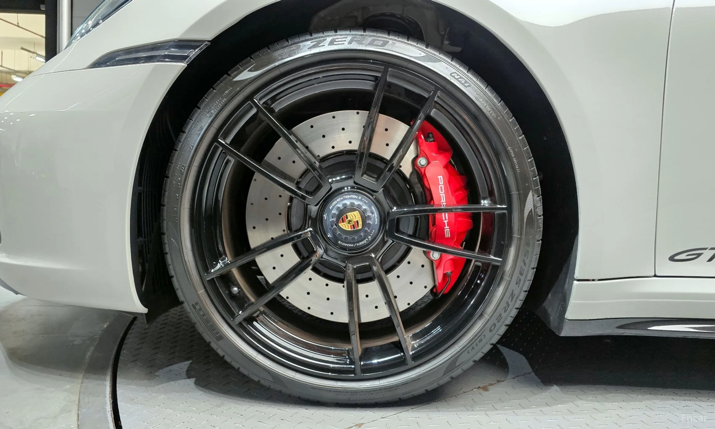 Porsche 911 (992) превью 5