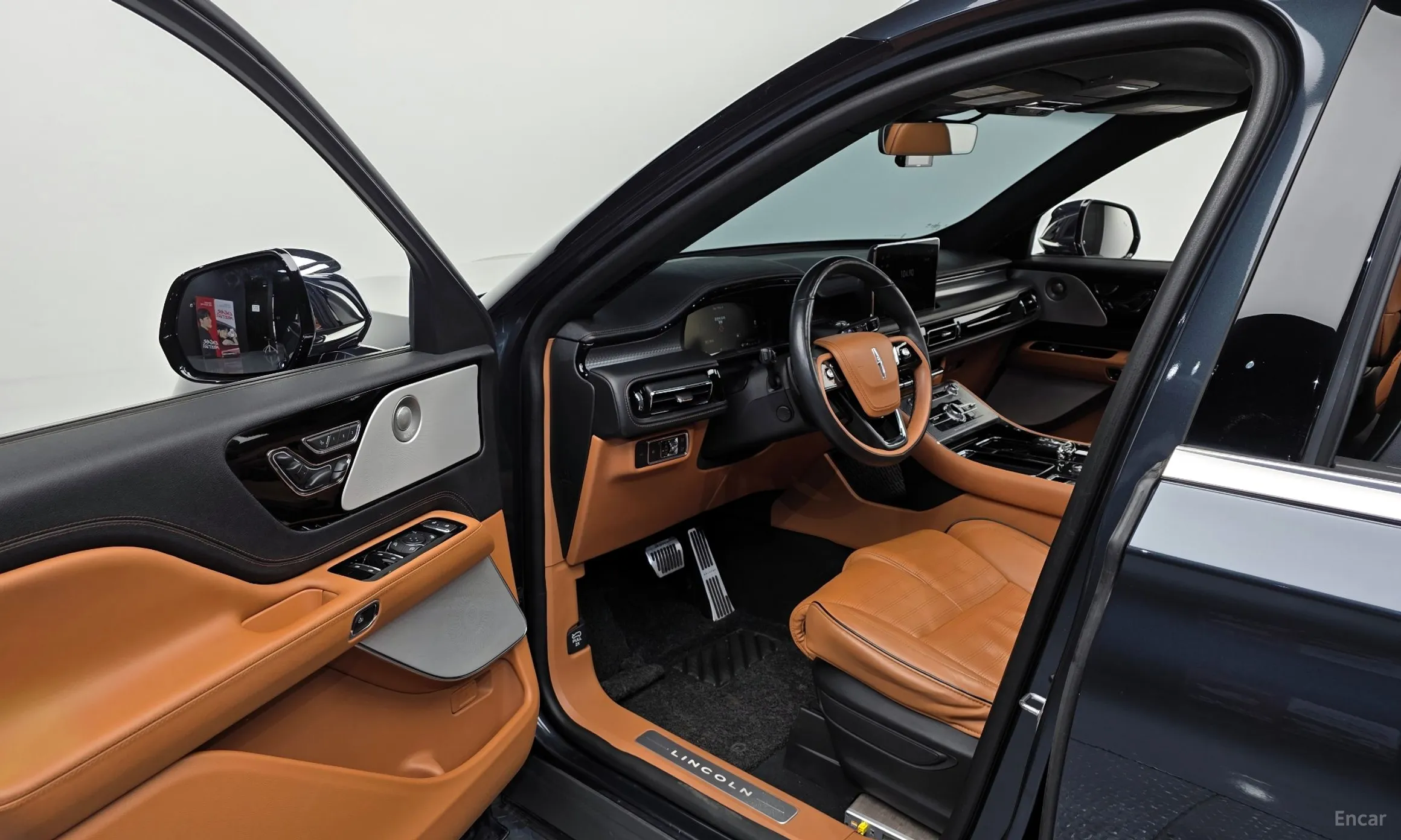 Lincoln Aviator 2nd Generation превью 10