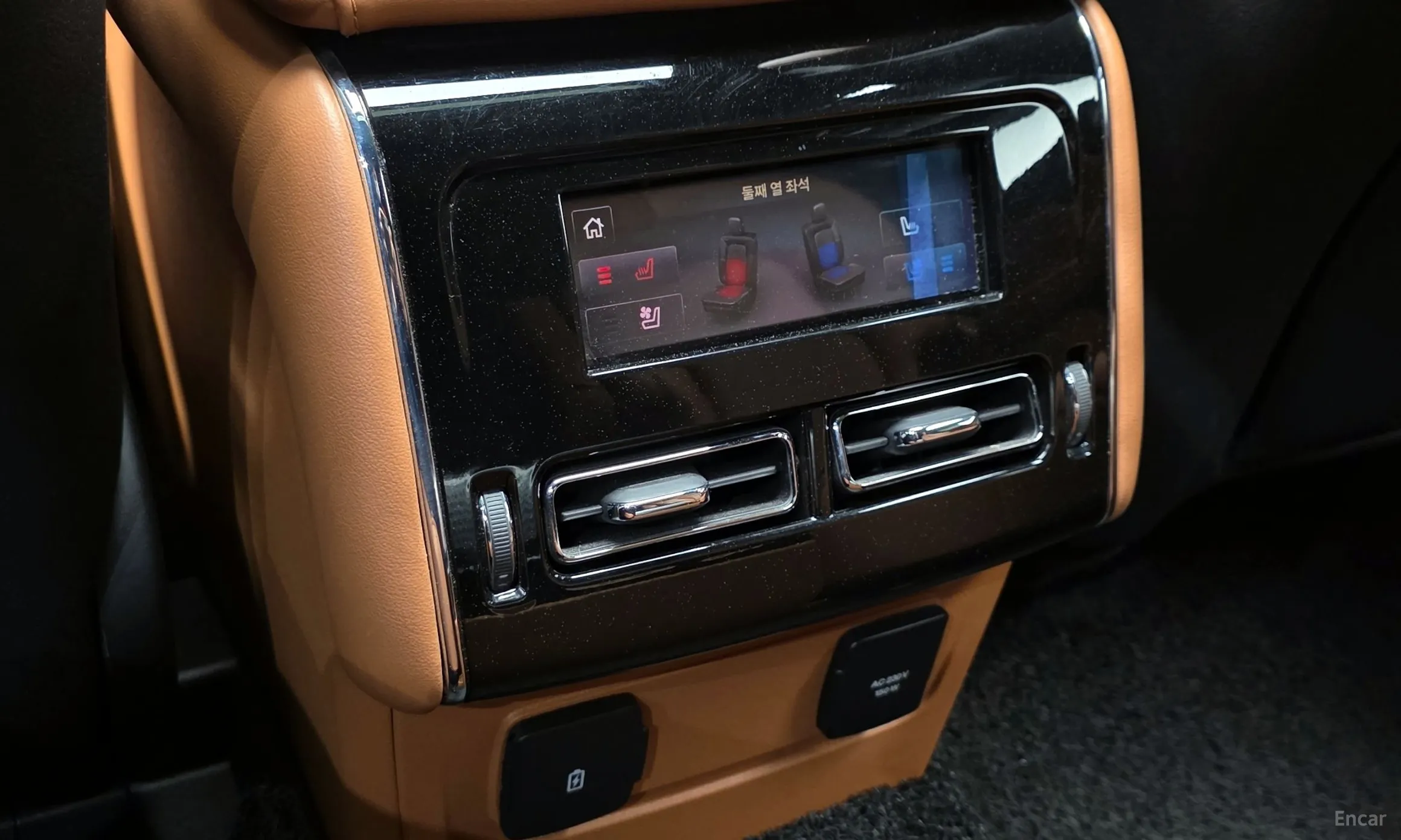 Lincoln Aviator 2nd Generation превью 19
