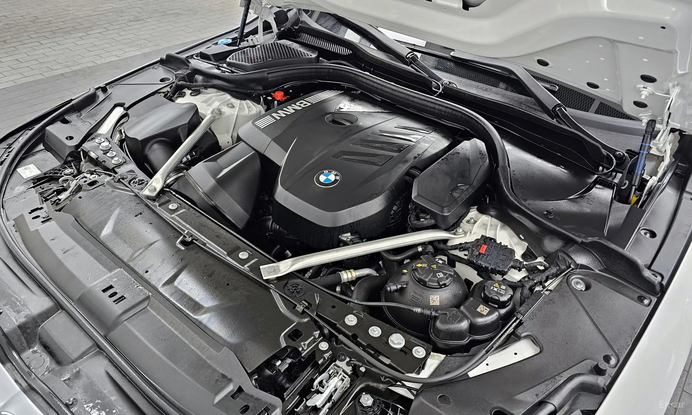 BMW 5 Series (G60) превью 6