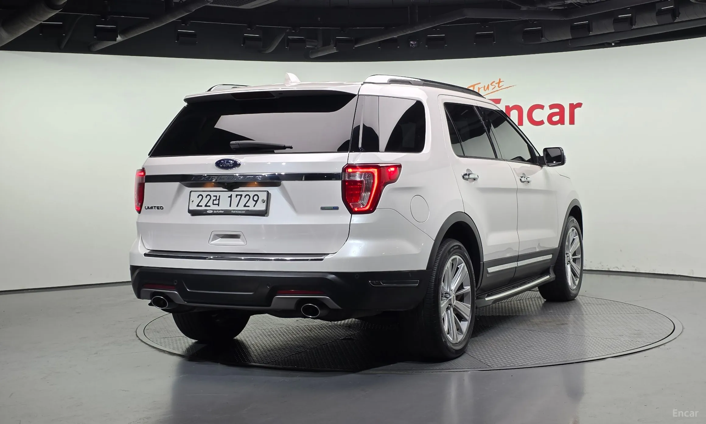 Ford Explorer превью 2
