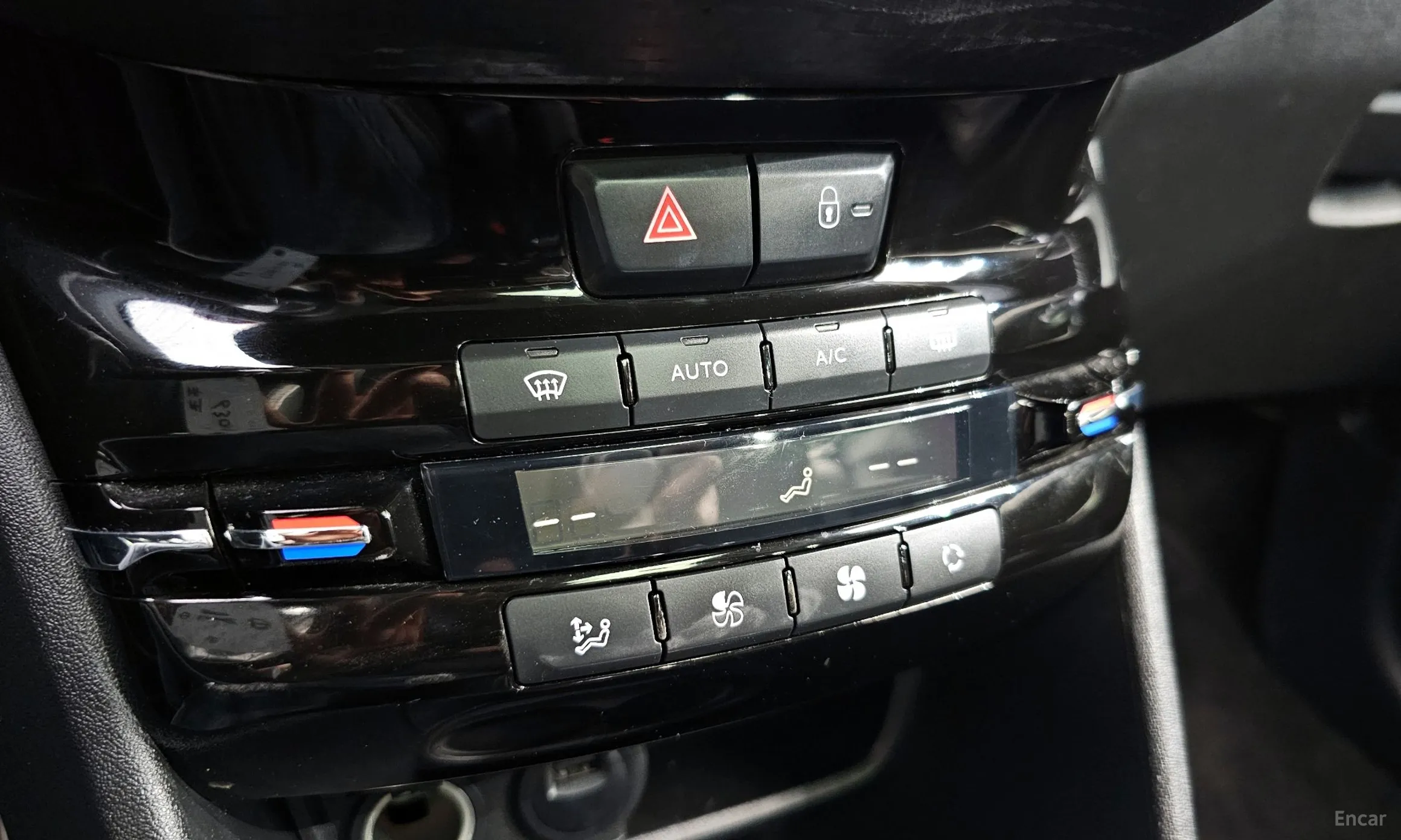 Peugeot 2008. превью 15