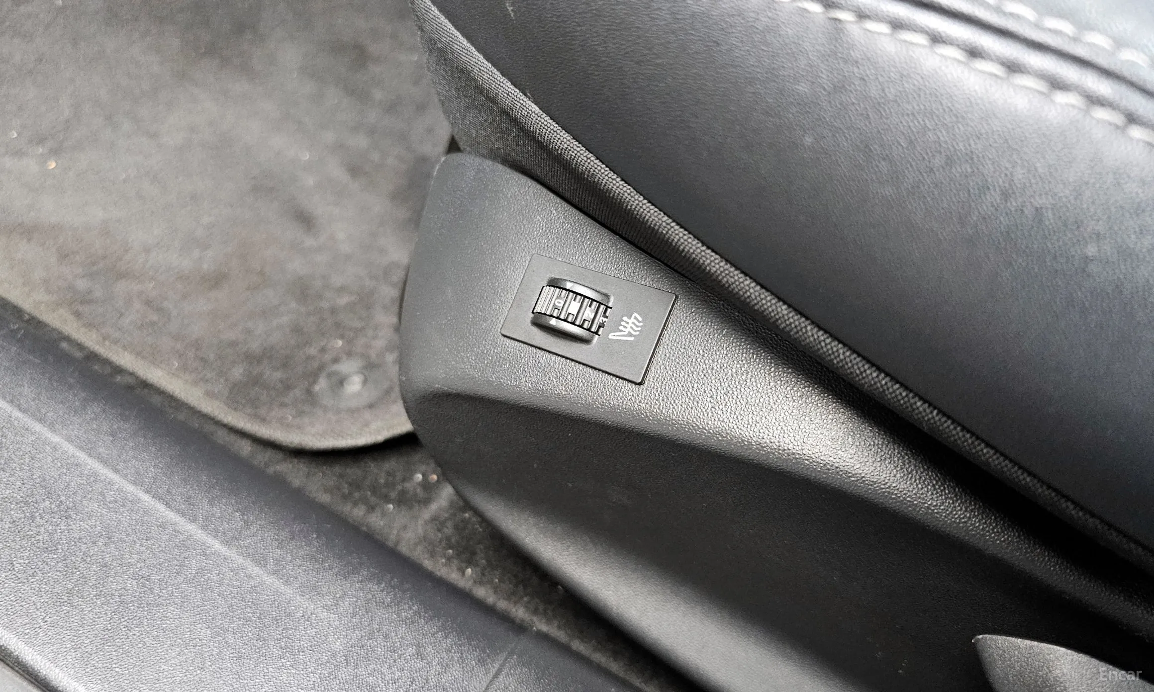 Peugeot 2008. превью 18