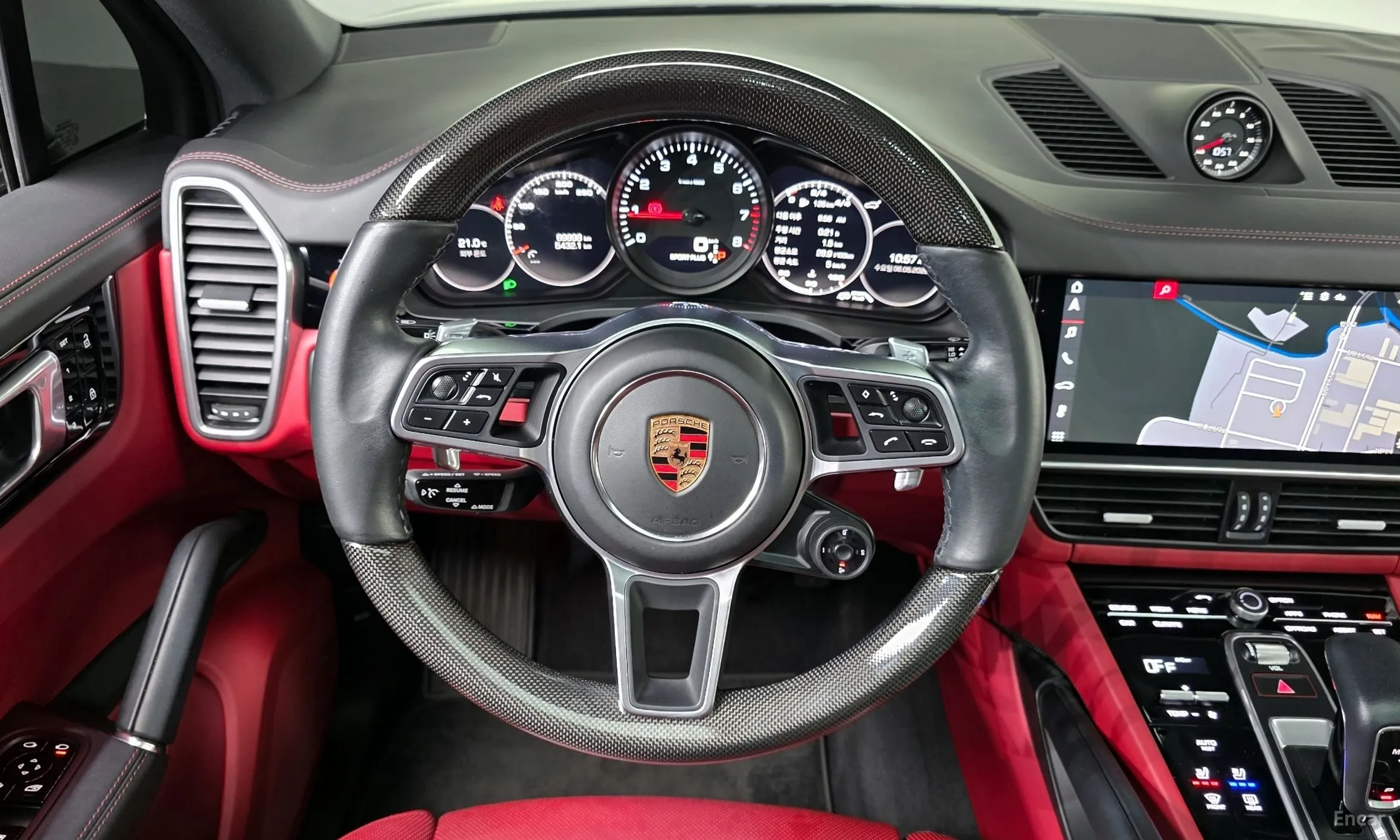 Porsche Cayenne (PO536) превью 13