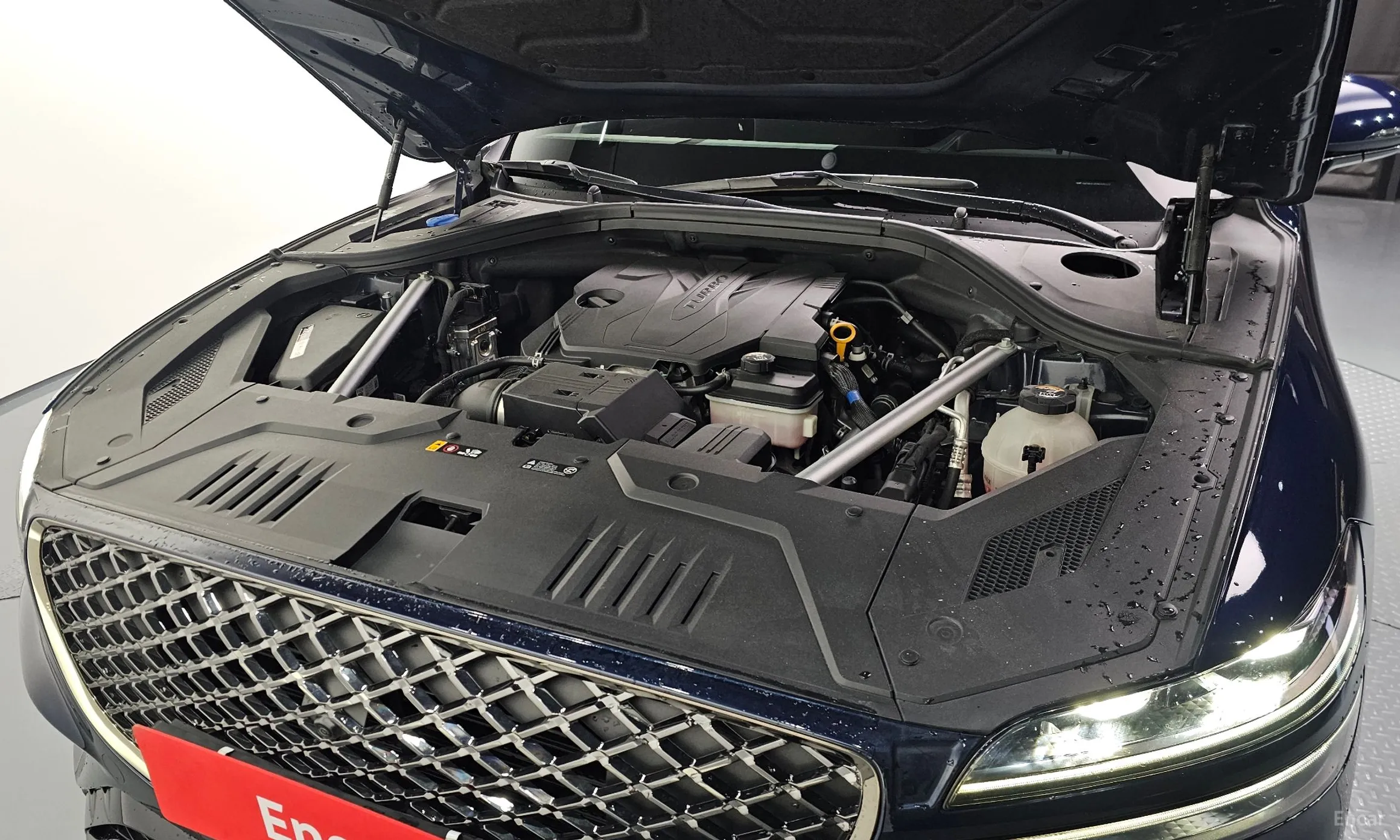 Genesis GV70 превью 6