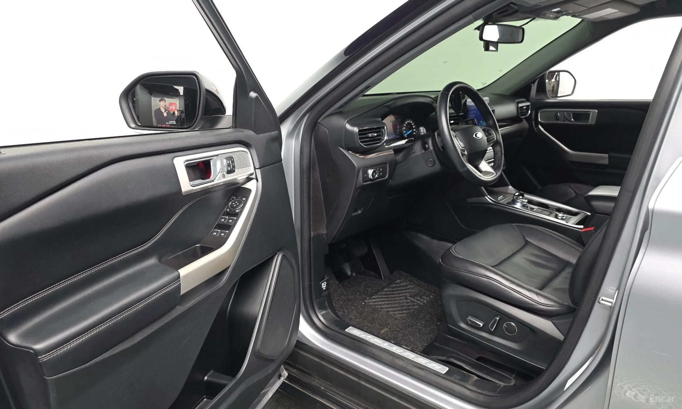 Ford Explorer 6th Generation превью 10