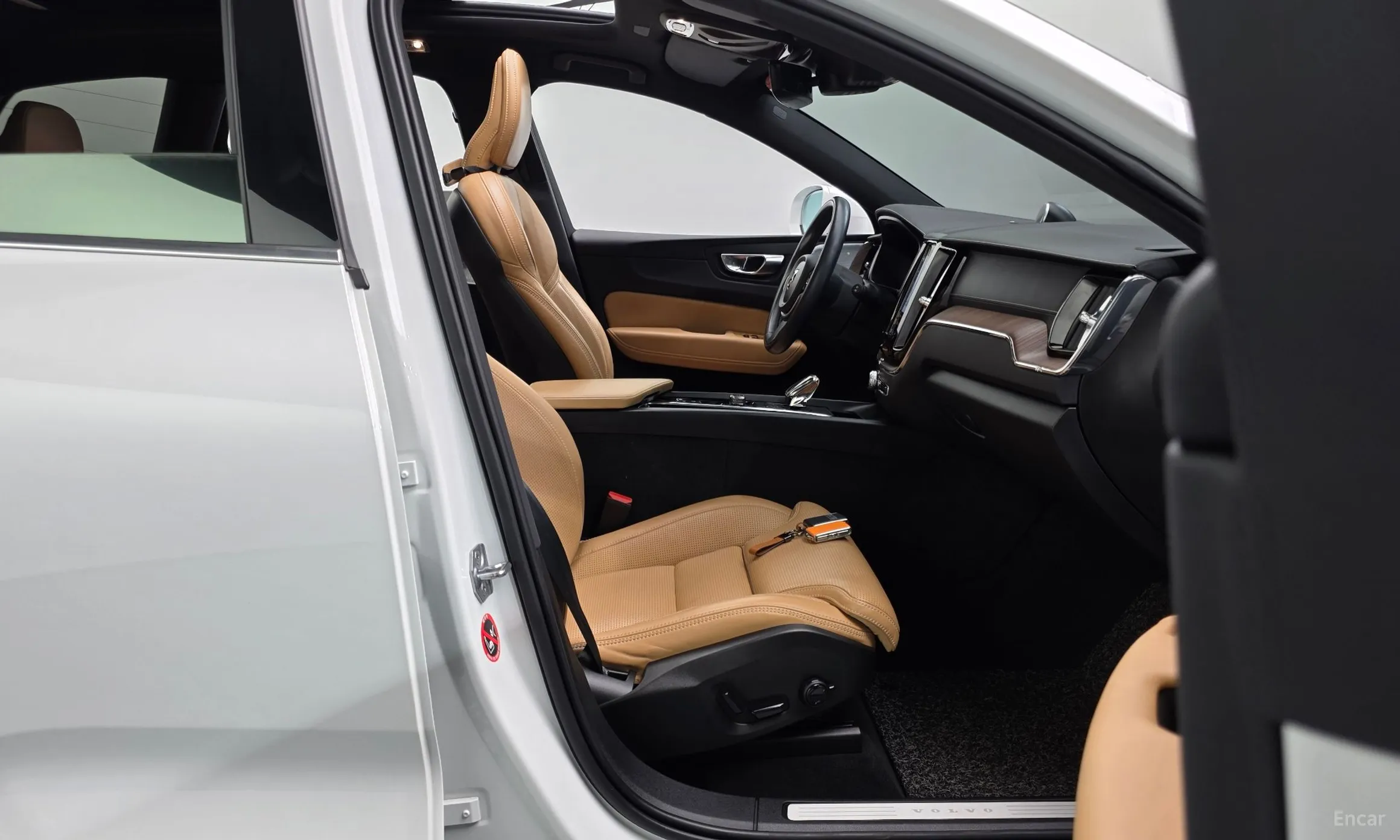 Volvo XC60 Gen 2 превью 11