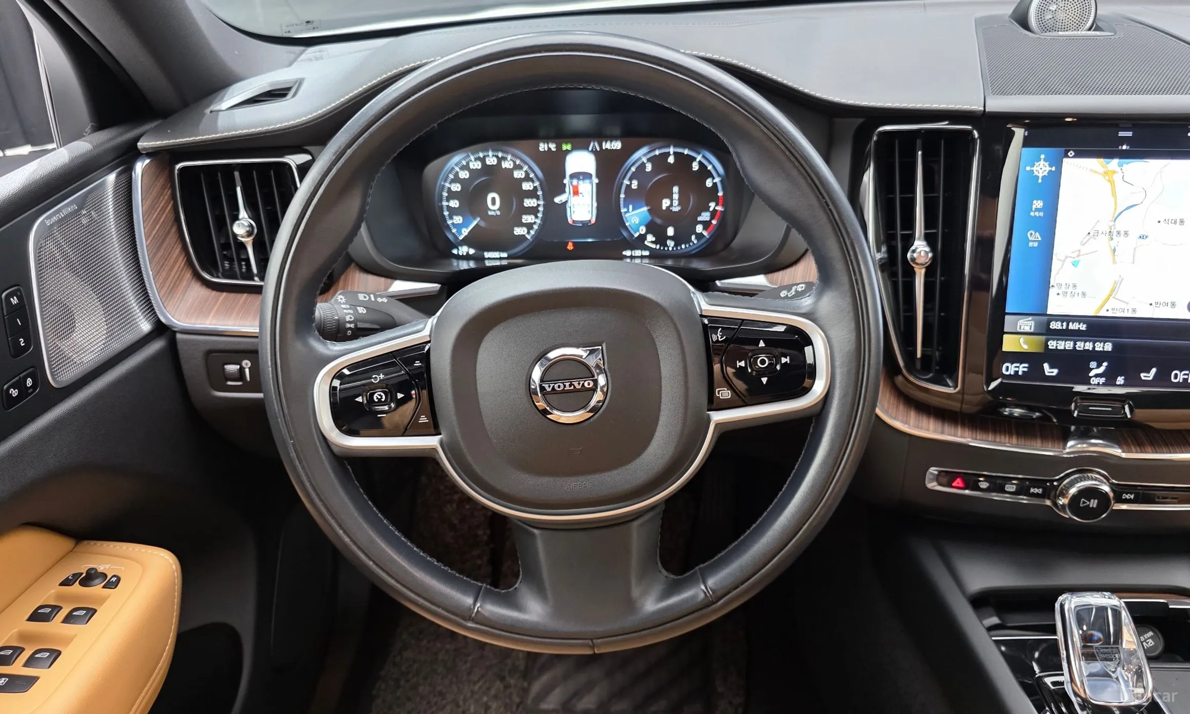 Volvo XC60 Gen 2 превью 13