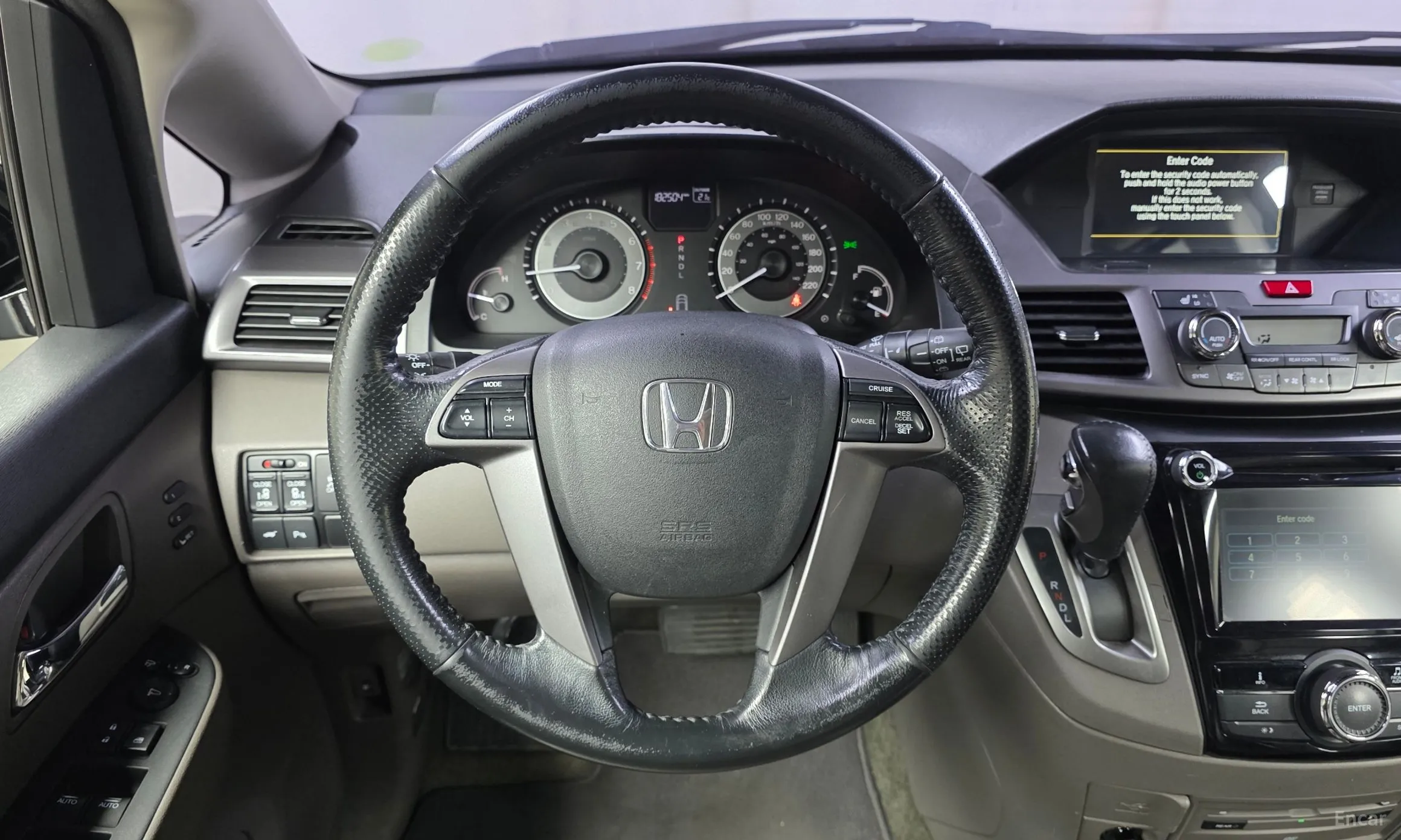 Honda Odyssey превью 13