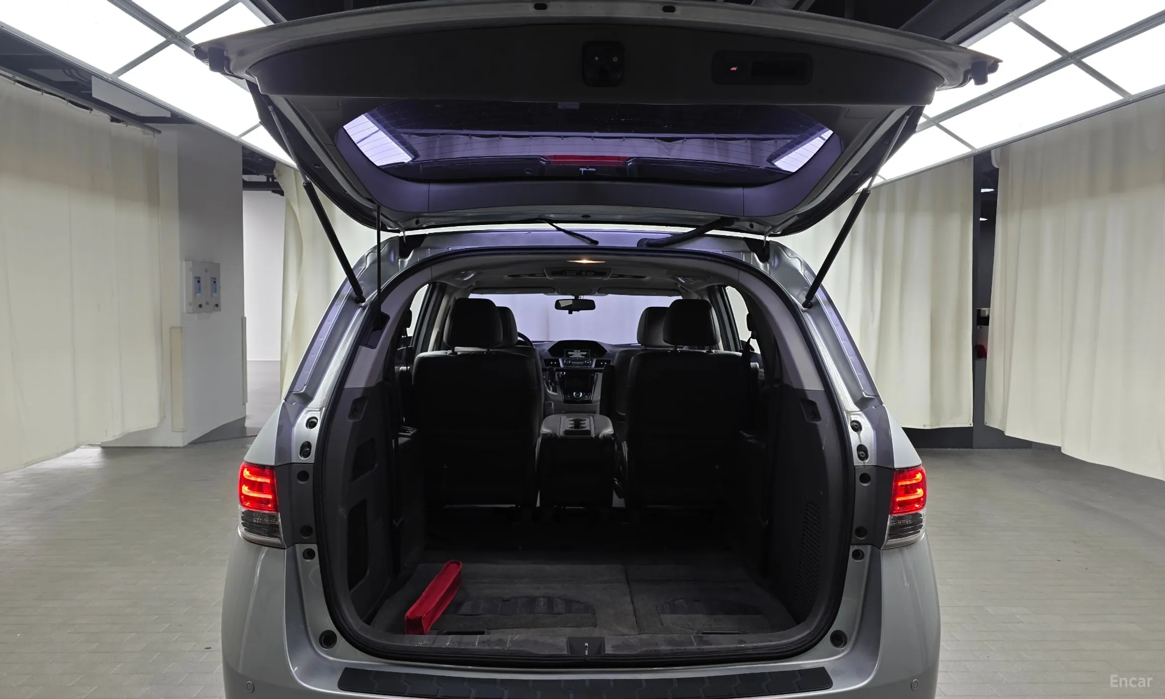 Honda Odyssey превью 20