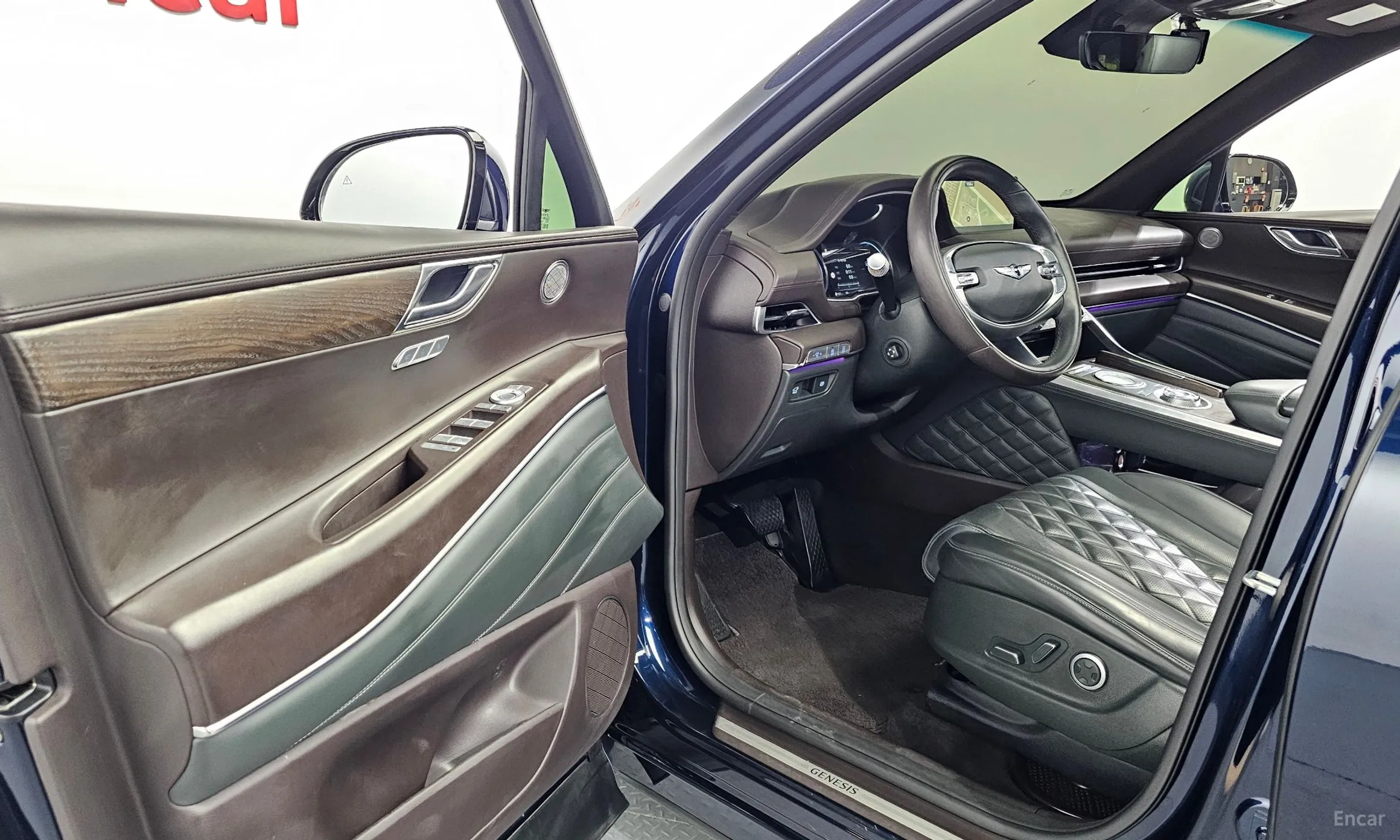Genesis GV80 превью 10