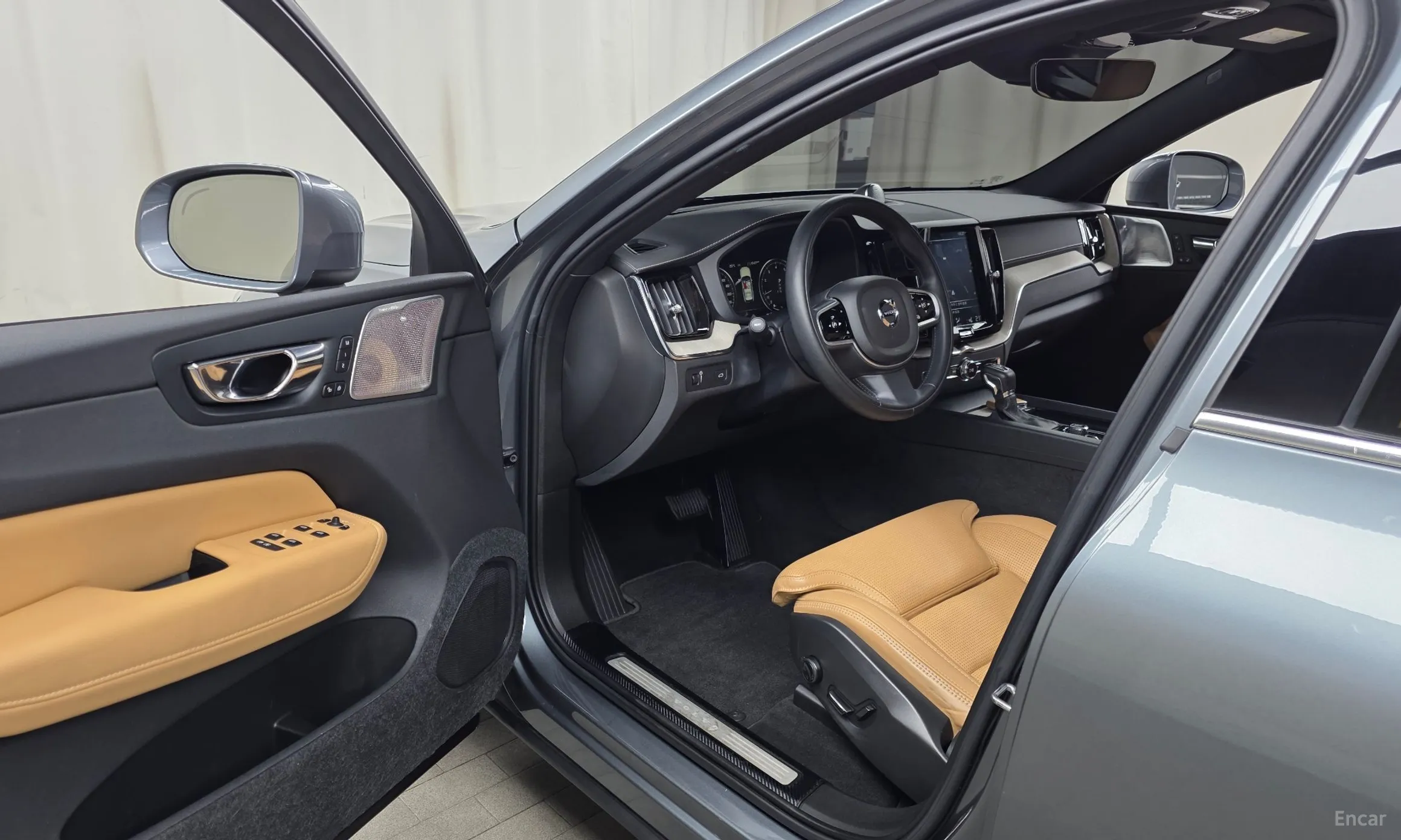 Volvo XC60 Gen 2 превью 10