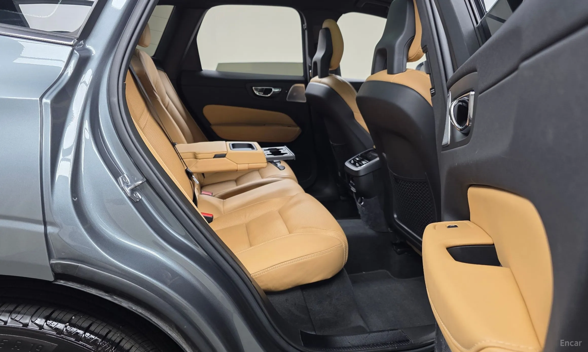Volvo XC60 Gen 2 превью 12