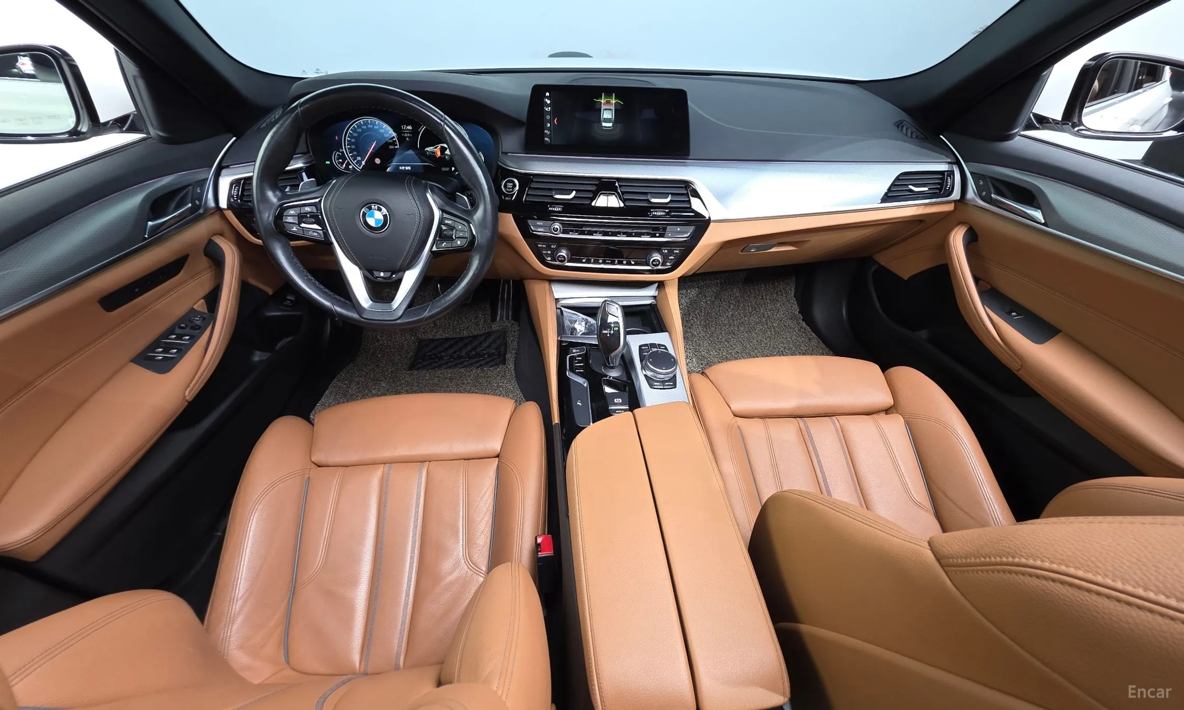 BMW 5 Series (G30) превью 7