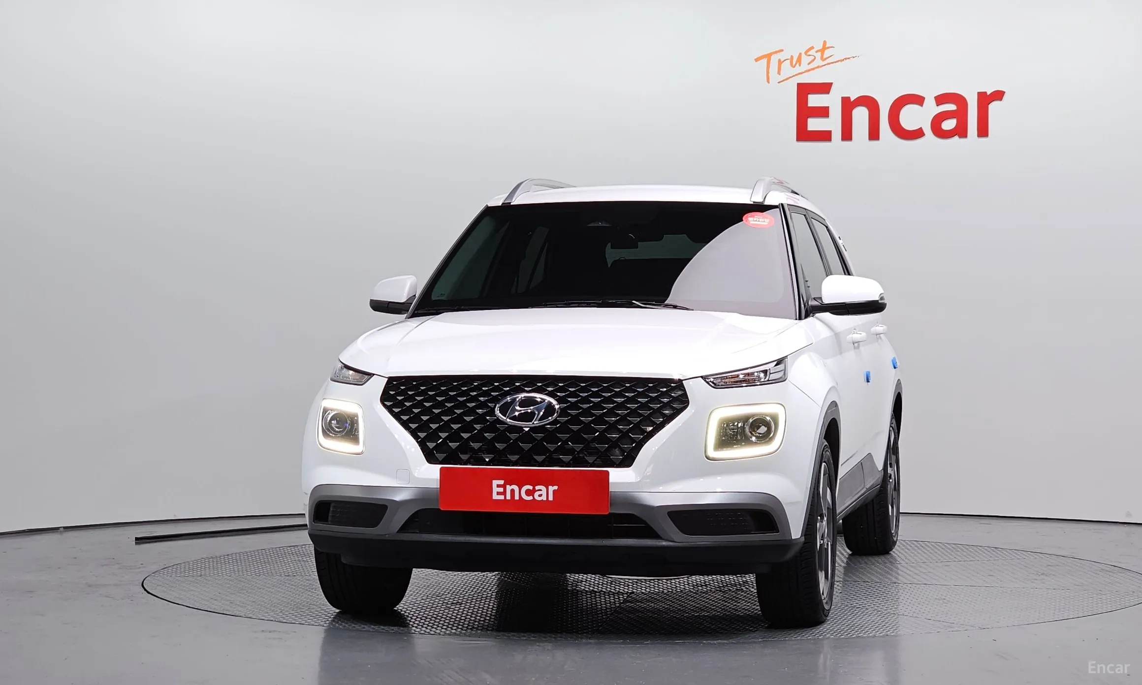Hyundai Venue превью 3