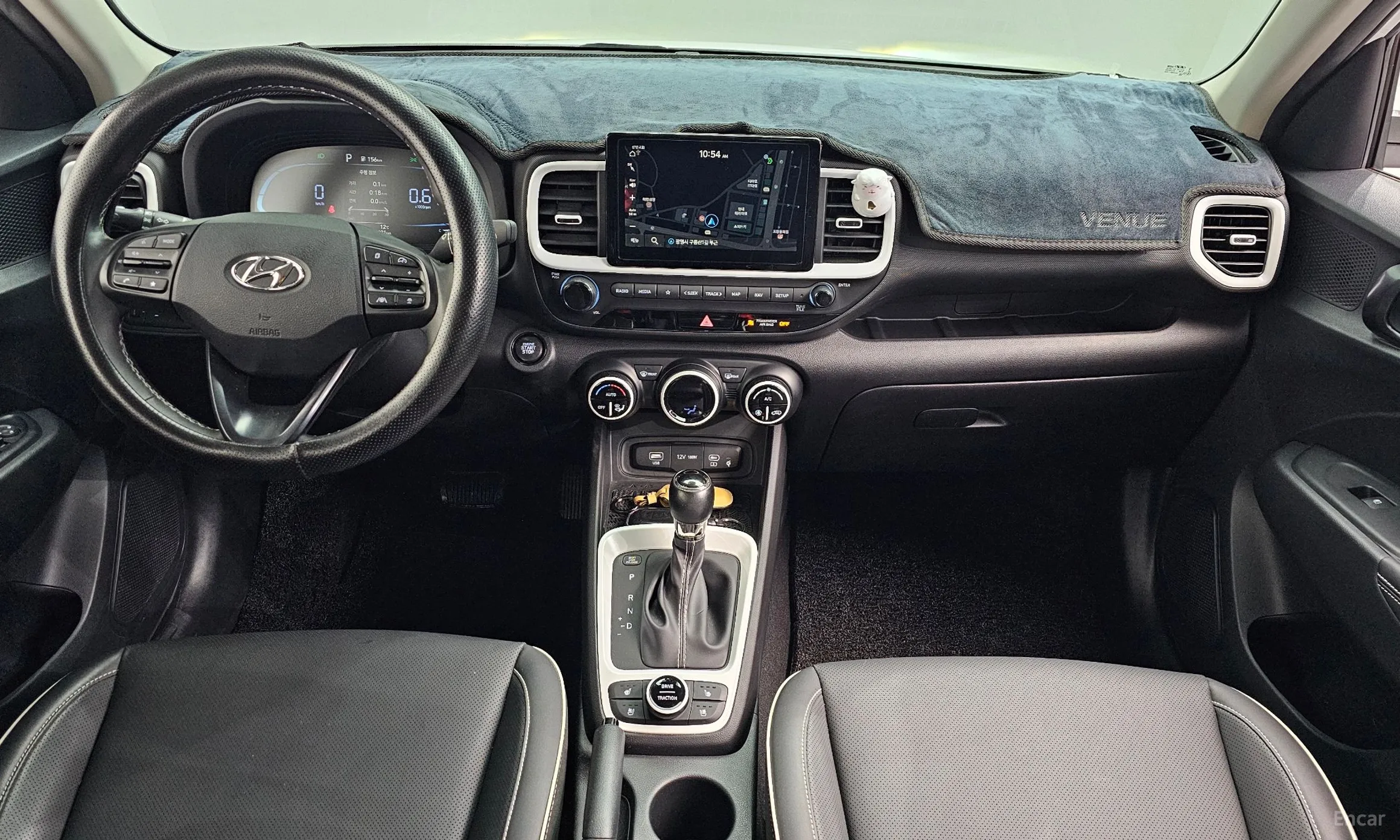 Hyundai Venue превью 7