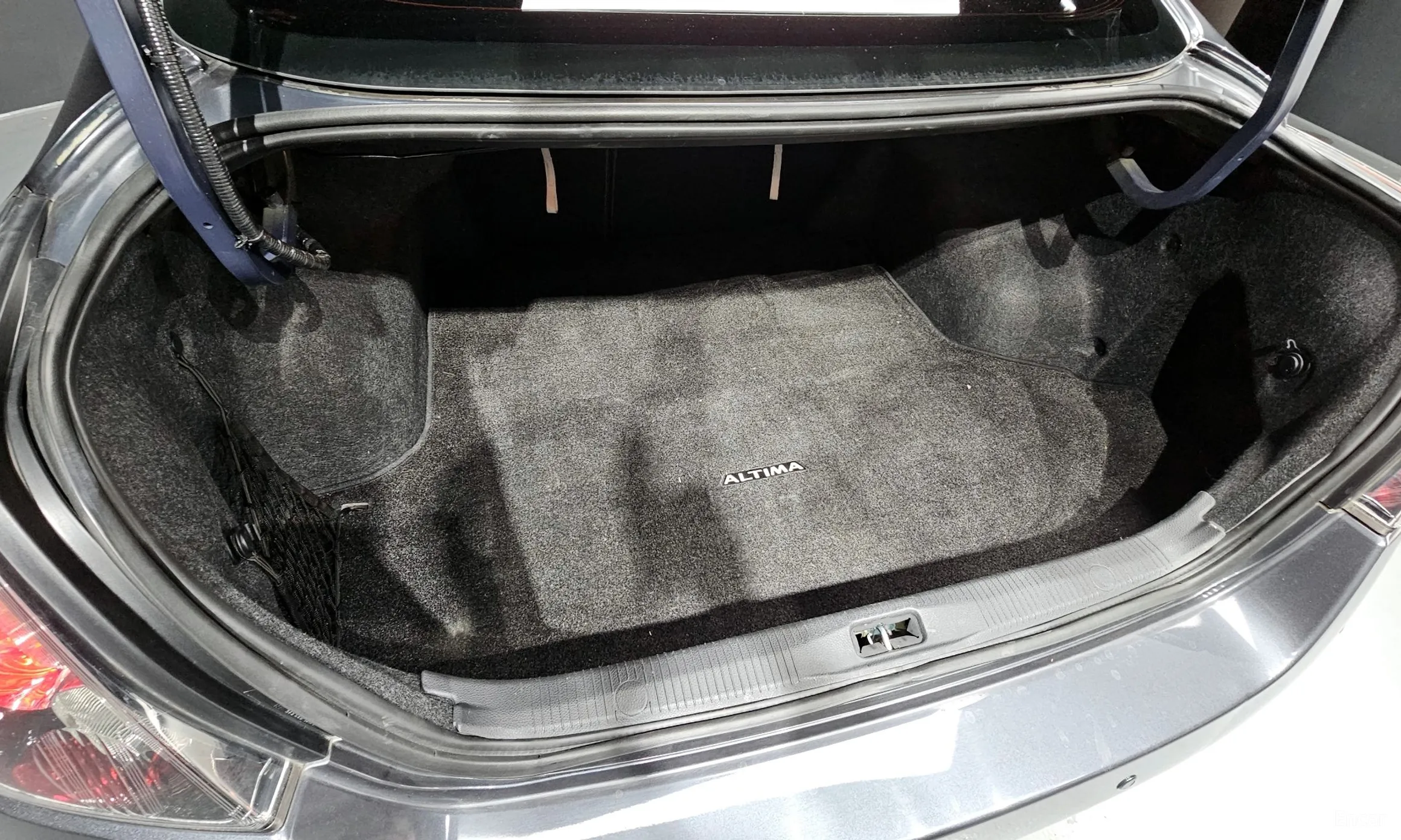 Nissan Altima превью 20