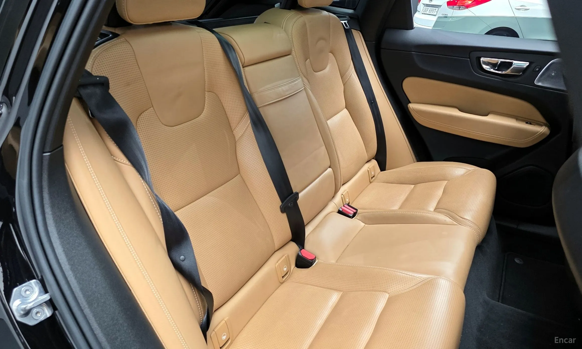 Volvo XC60 Gen 2 превью 17
