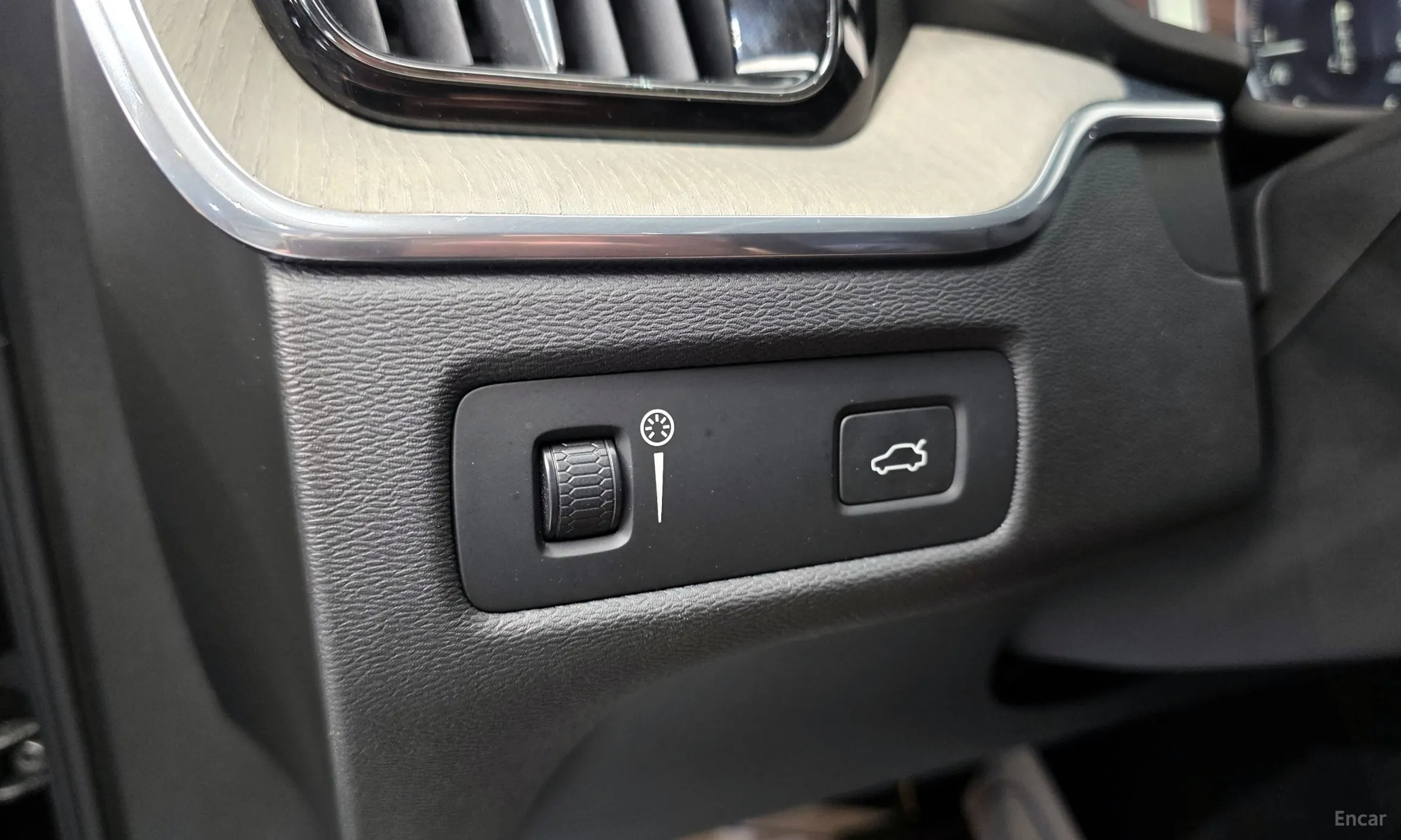 Volvo XC60 Gen 2 превью 18