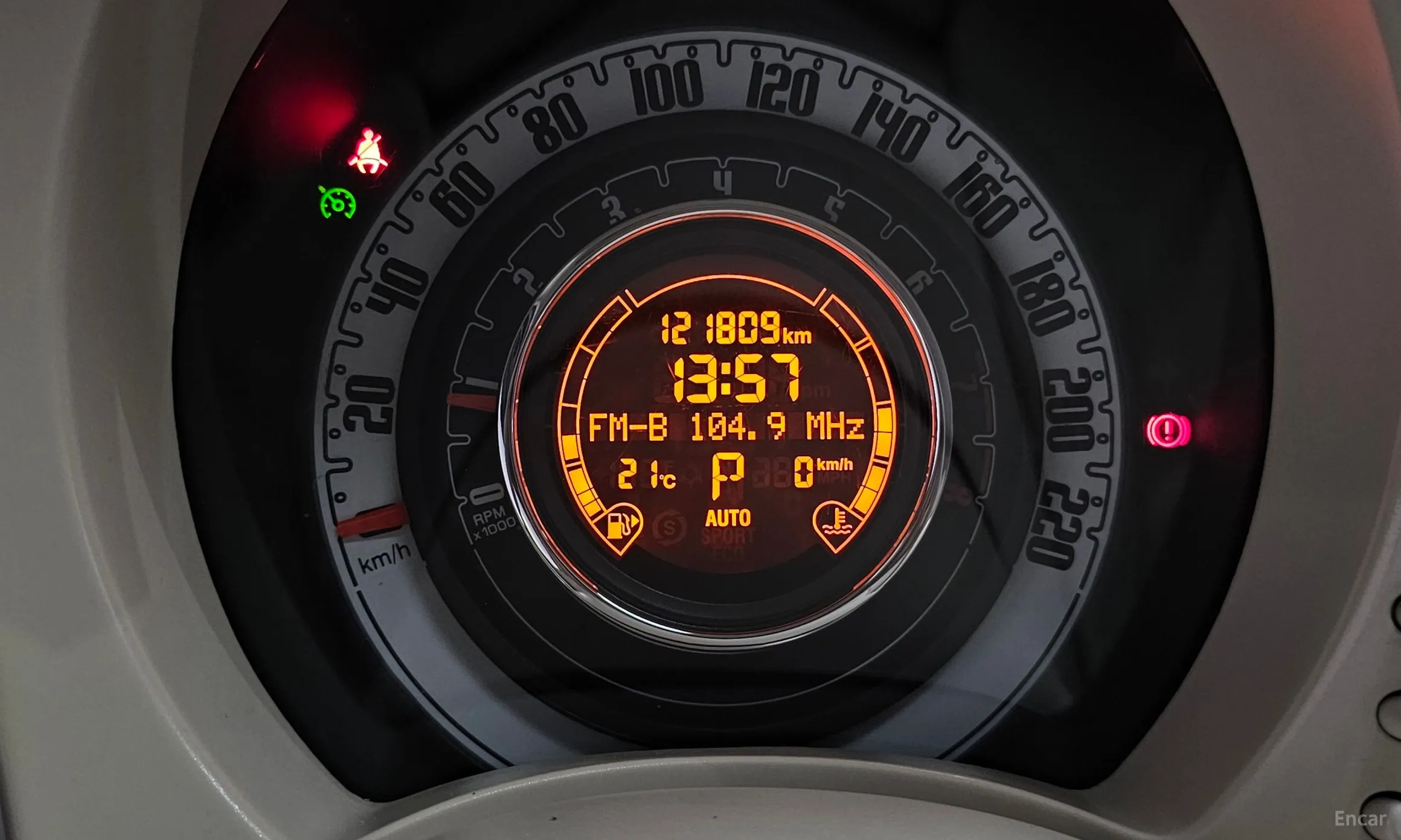 Fiat 500 превью 8