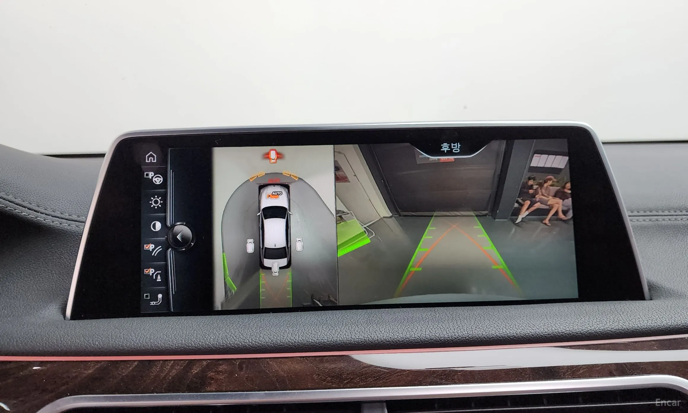 BMW 7 Series (G11) превью 14